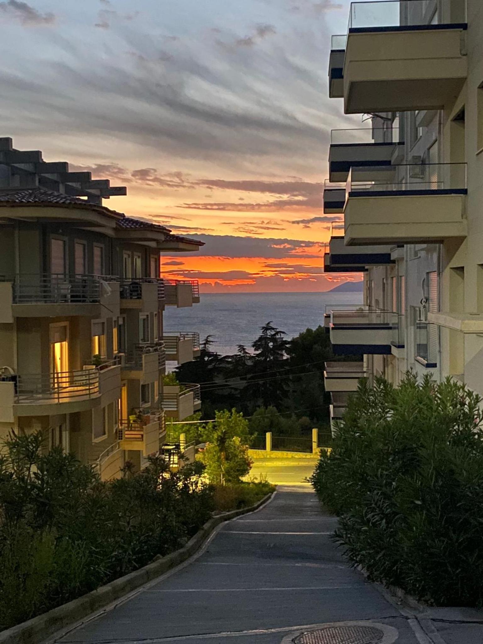 LIV Apartments