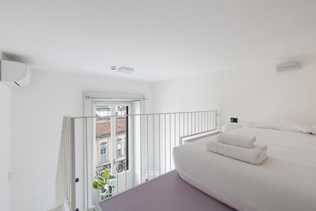 GuestHost - Milano Magenta Long Let Apts