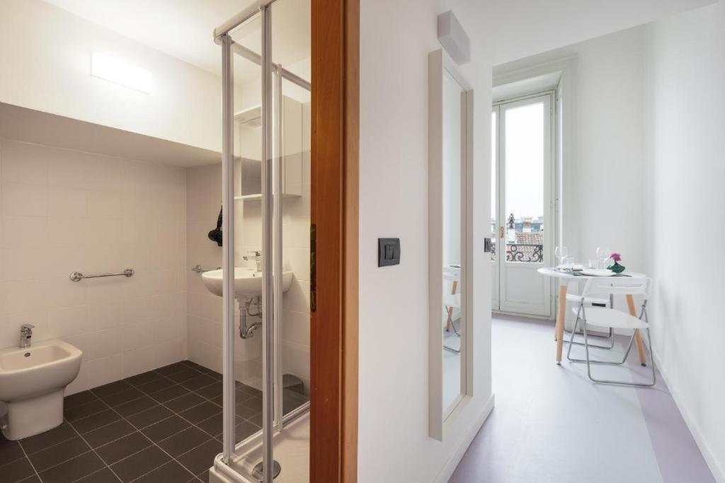 GuestHost - Milano Magenta Long Let Apts