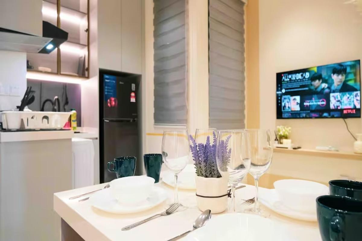 NeuSuite Cozy Studio by GUESTONIC