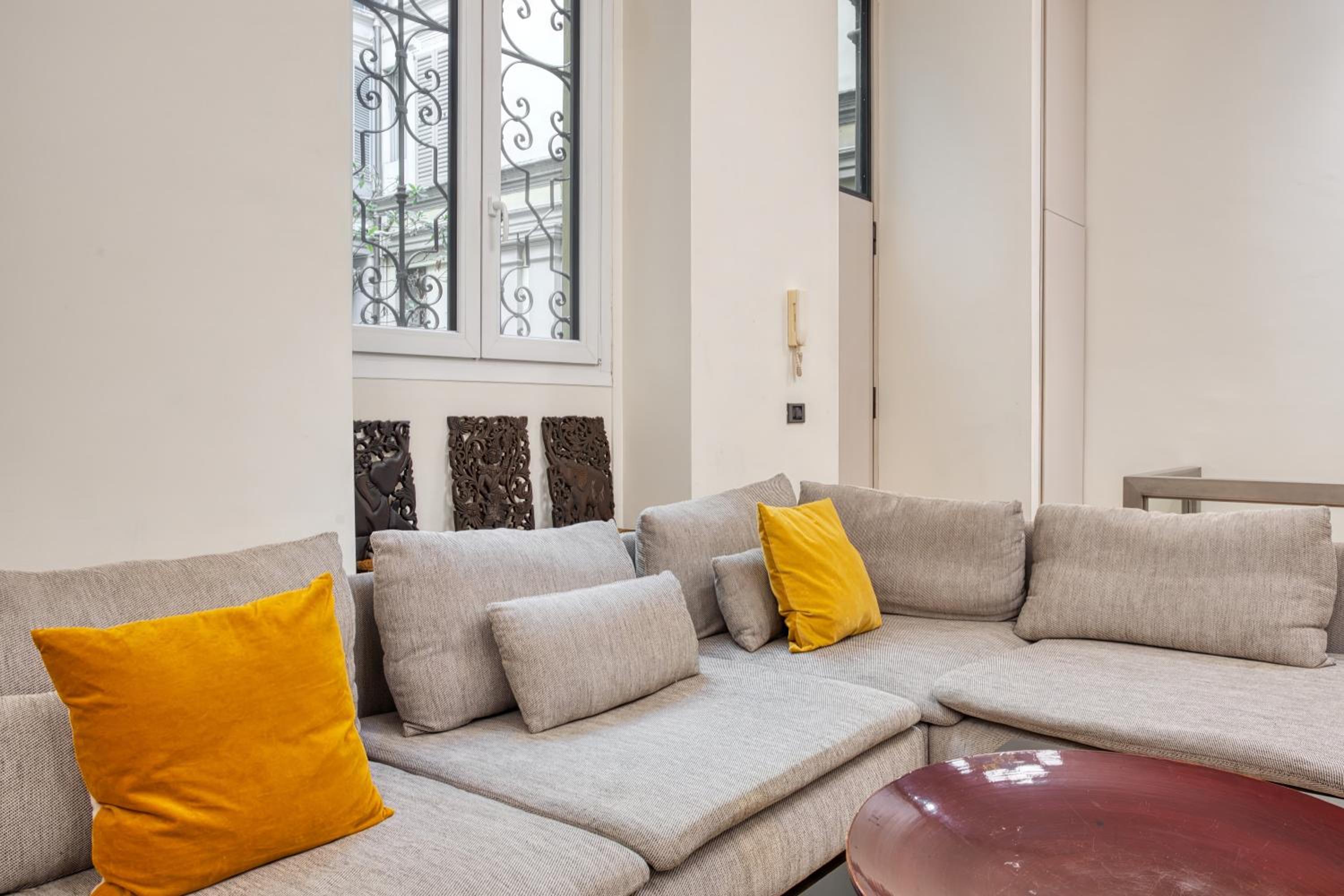 JOIVY Modern and Spacious family flat