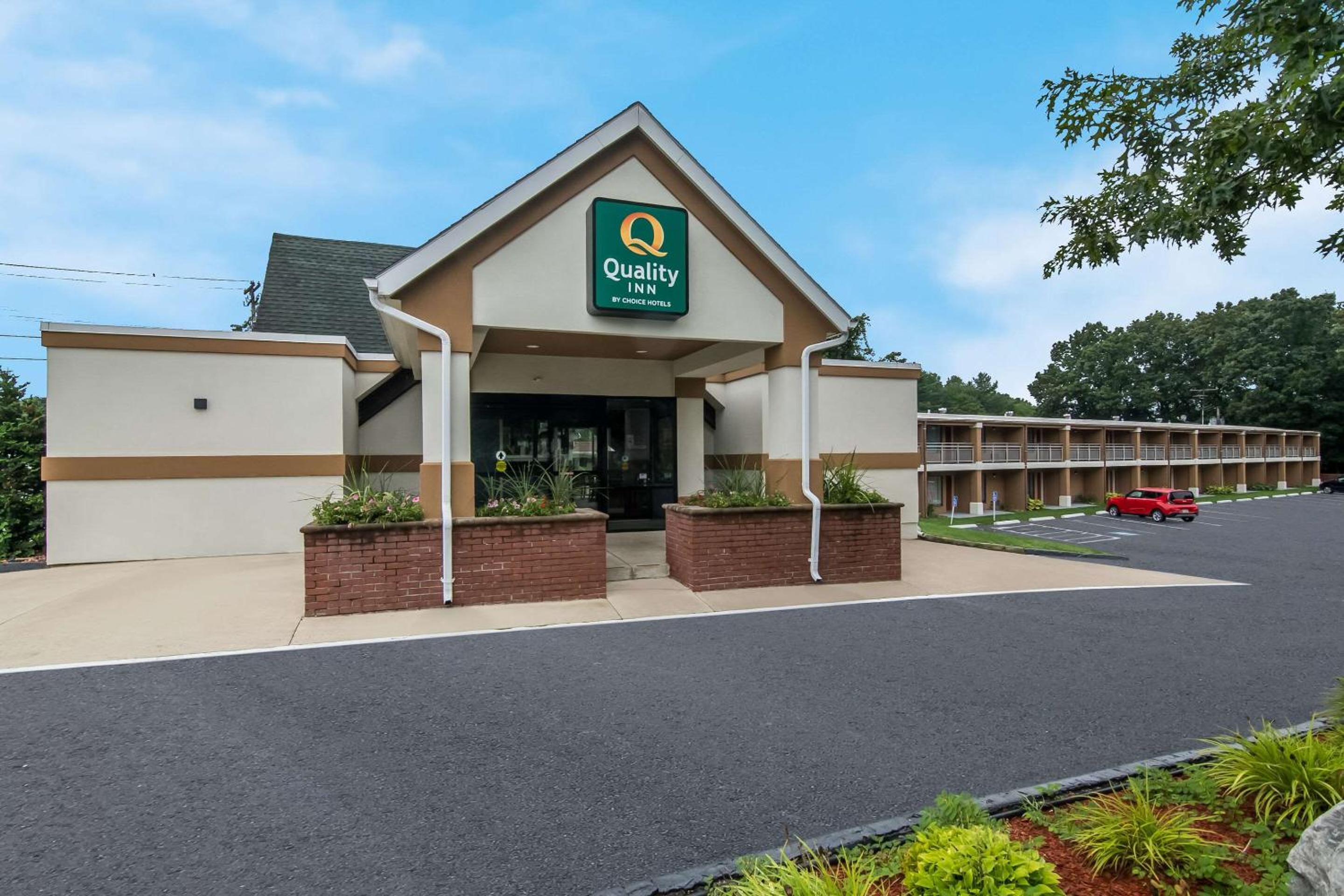 Quality Inn Westfield - Springfield view 3
