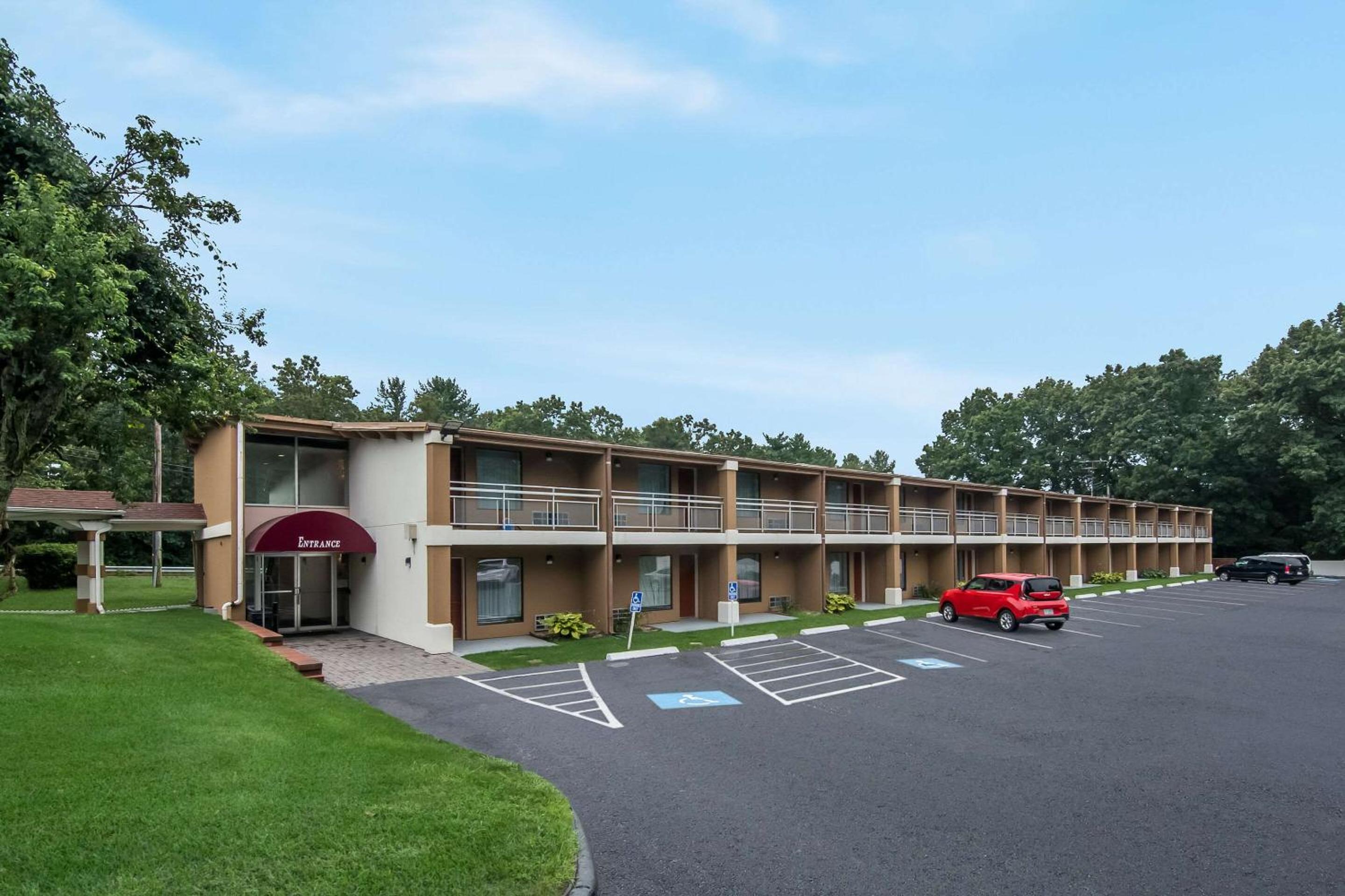 Quality Inn Westfield - Springfield view 4