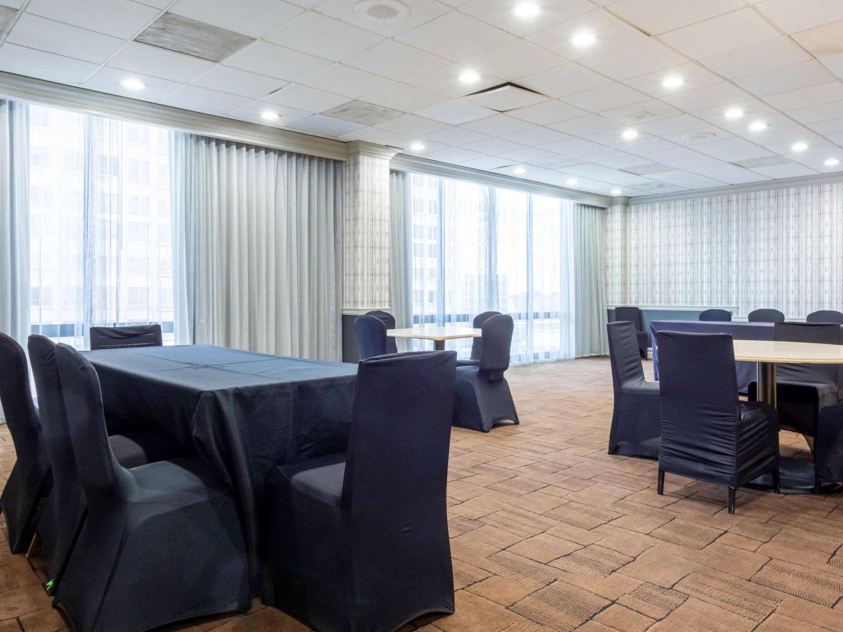 Comfort Inn Suites Baltimore Inner Harbor - Property Image 45