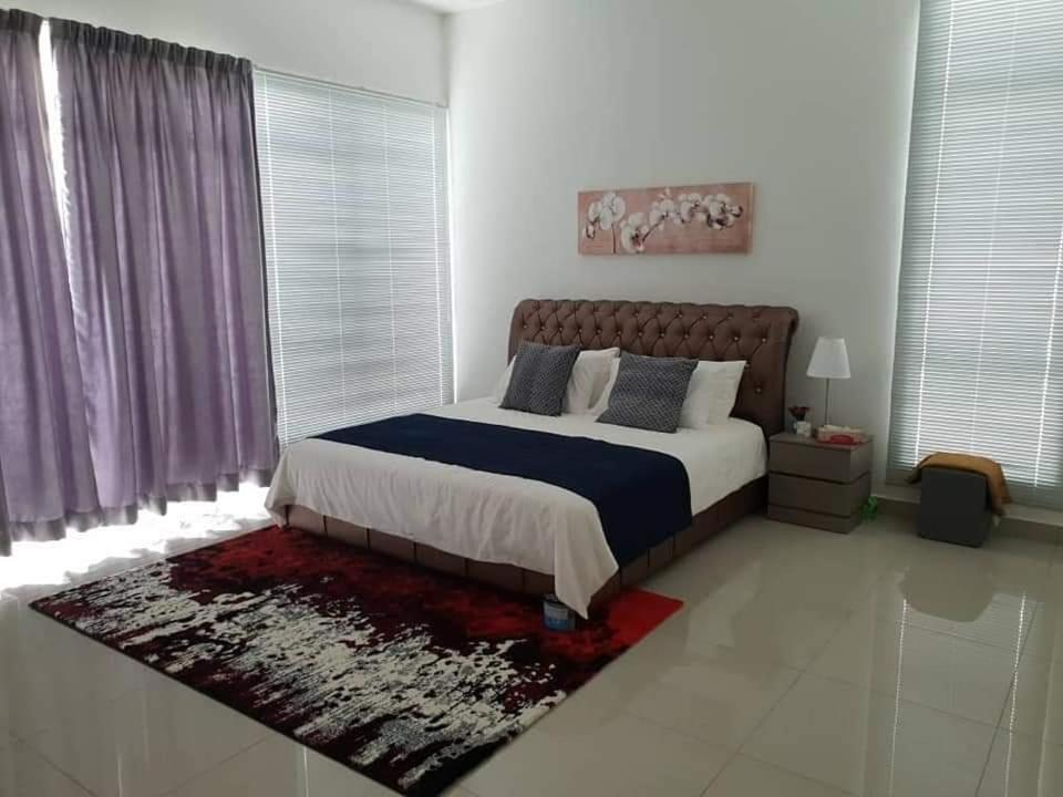 Homestay Fe-feeling Artis with 4 Bedrooms photo 6