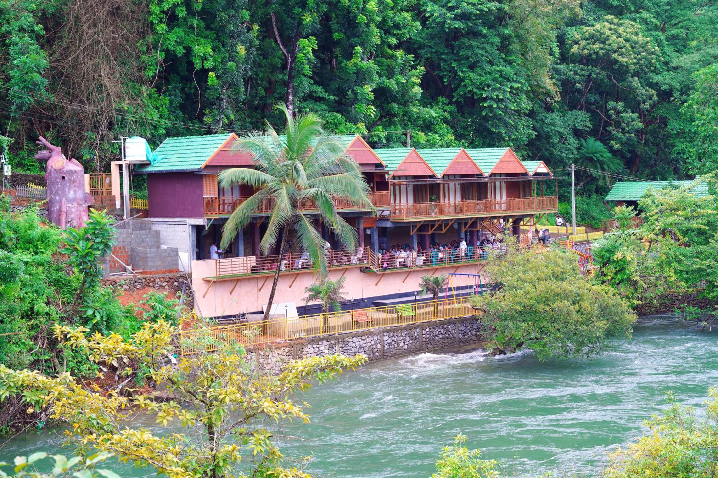 Mazhavilkadu ForestResort & Restaurant view 4