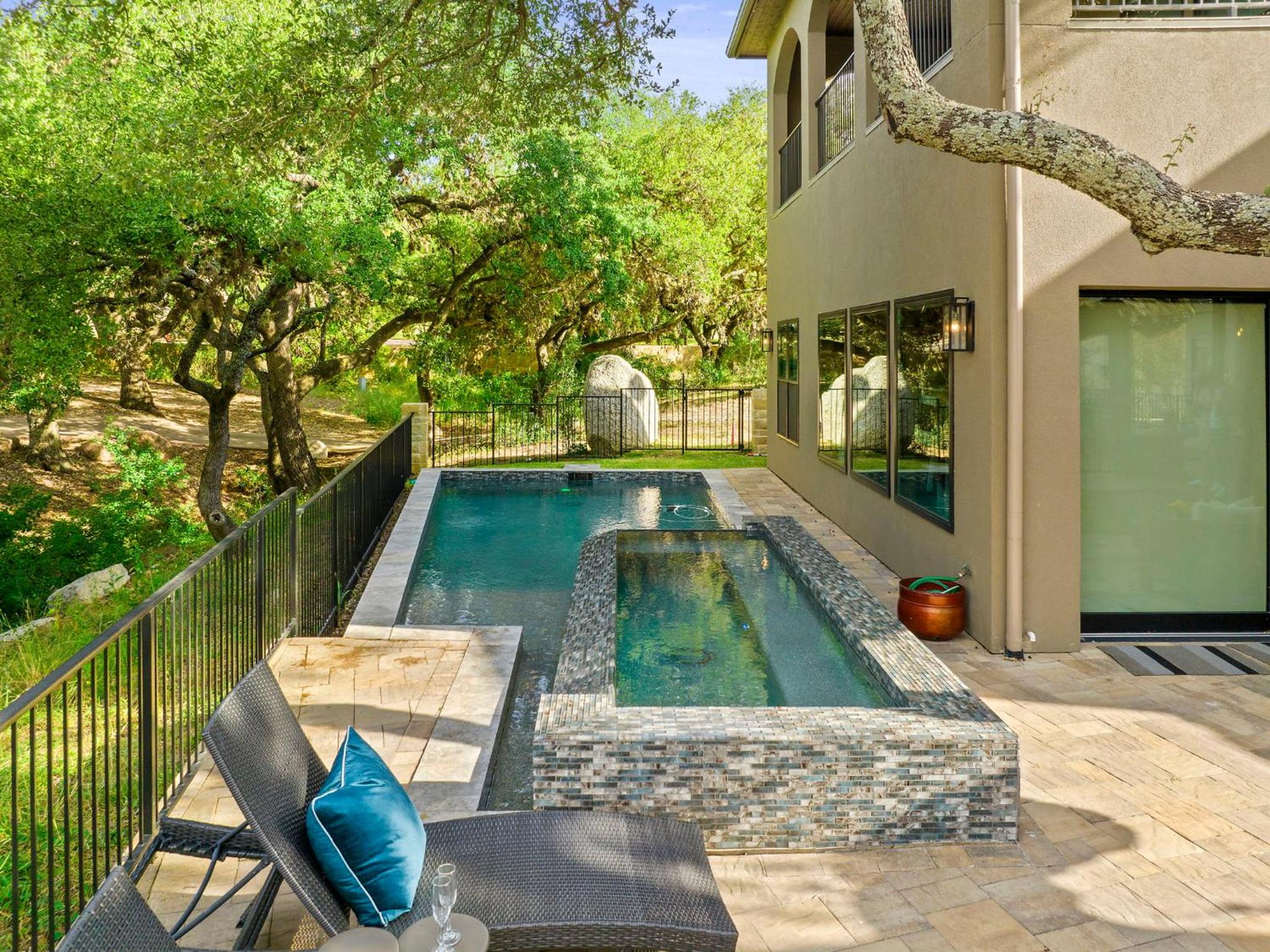 Luxury Lakeside Villa with Lake LBJ Access, Electric Boat Lift, & Countless Amenities view 2
