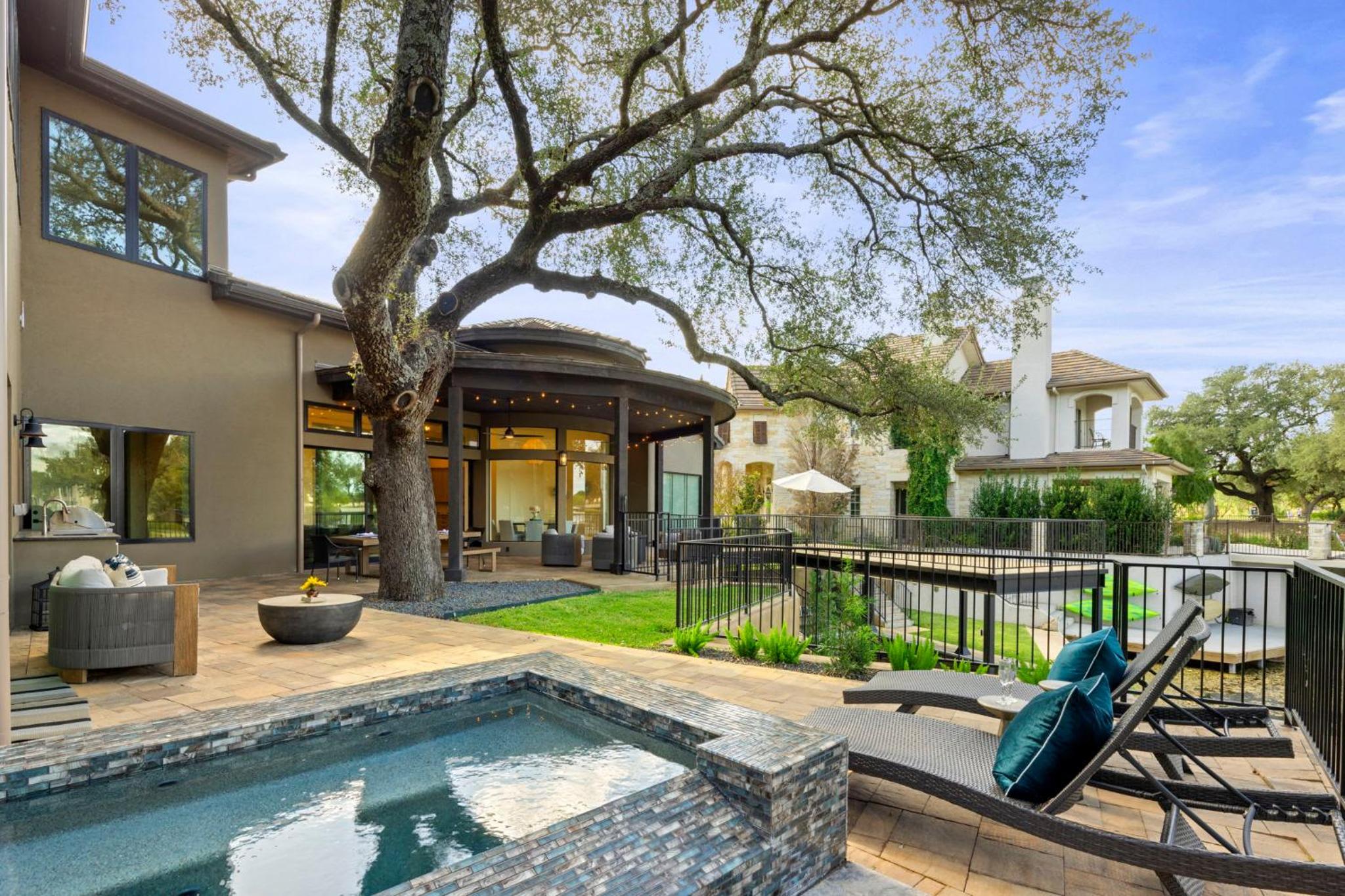 Luxury Lakeside Villa with Lake LBJ Access, Electric Boat Lift, & Countless Amenities view 4