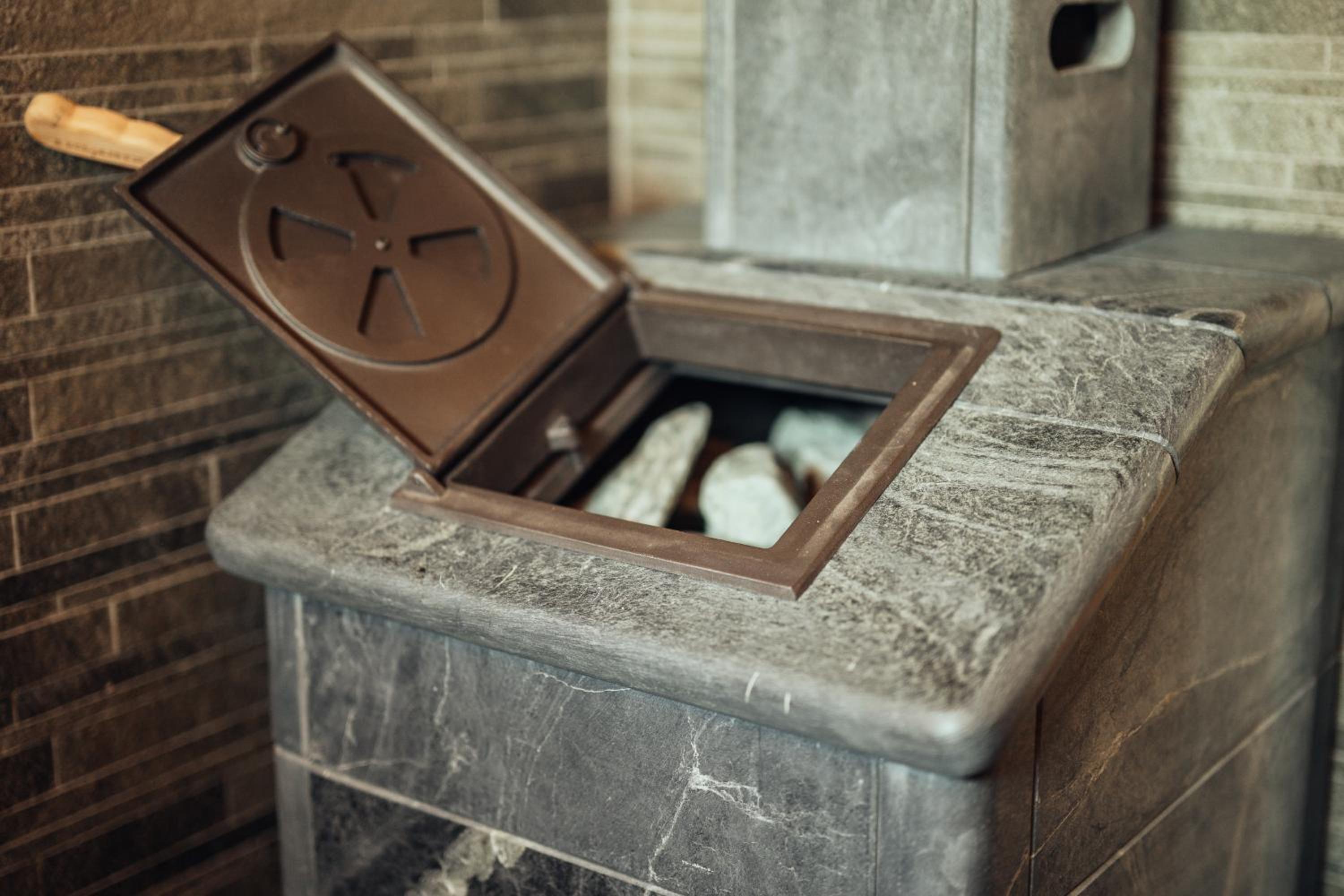 ANDO Villa with wood stove sauna