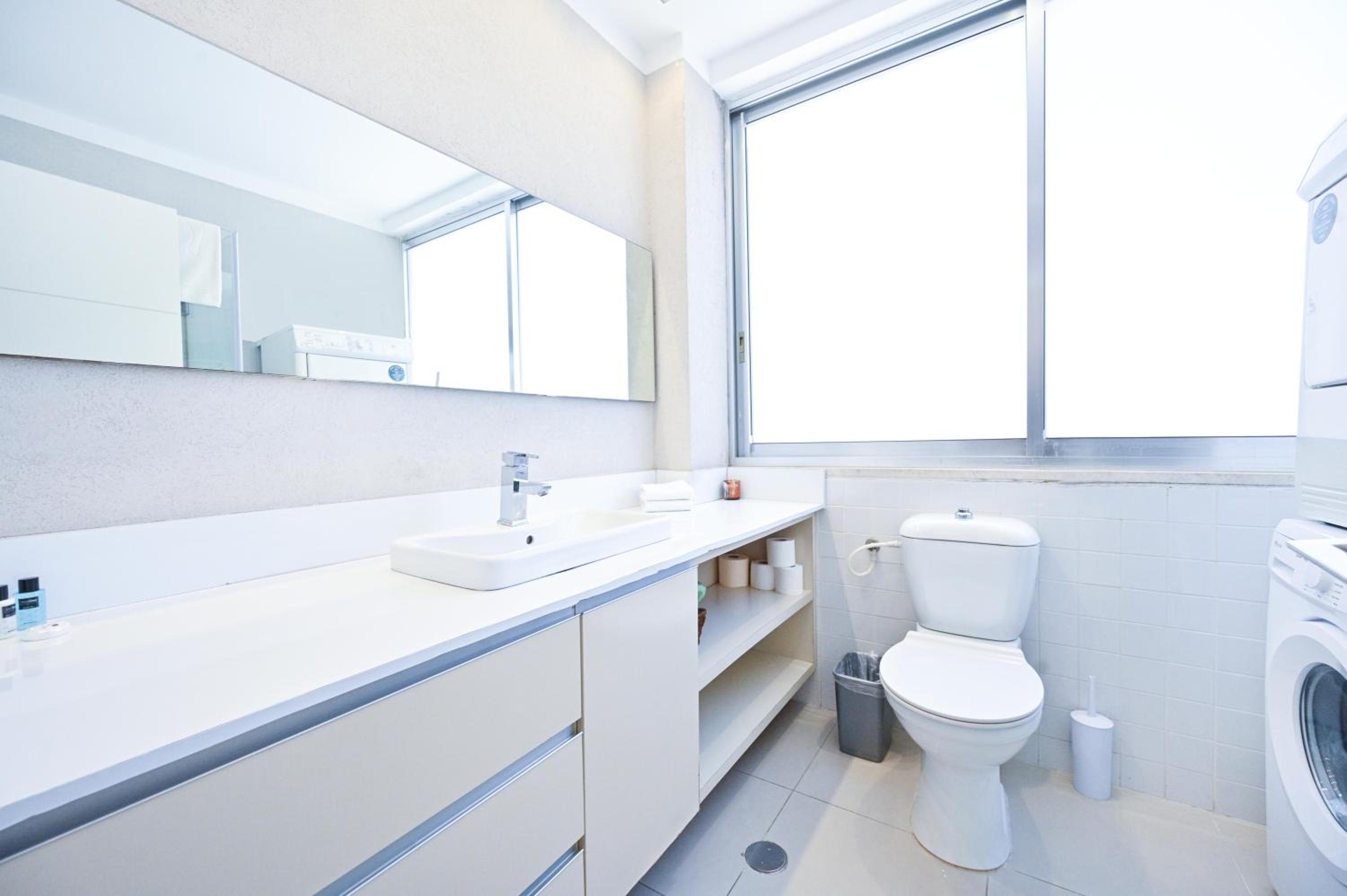Peaceful 3BR near Frishman Beach by HolyGuest