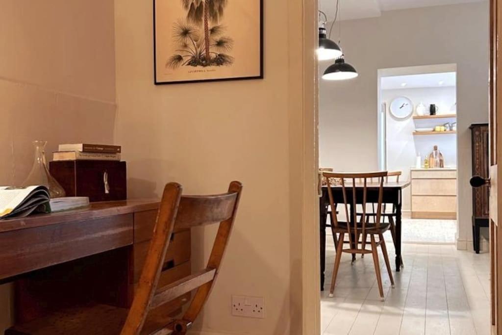The Courtyard - Garden flat near Brighton seafront view 5
