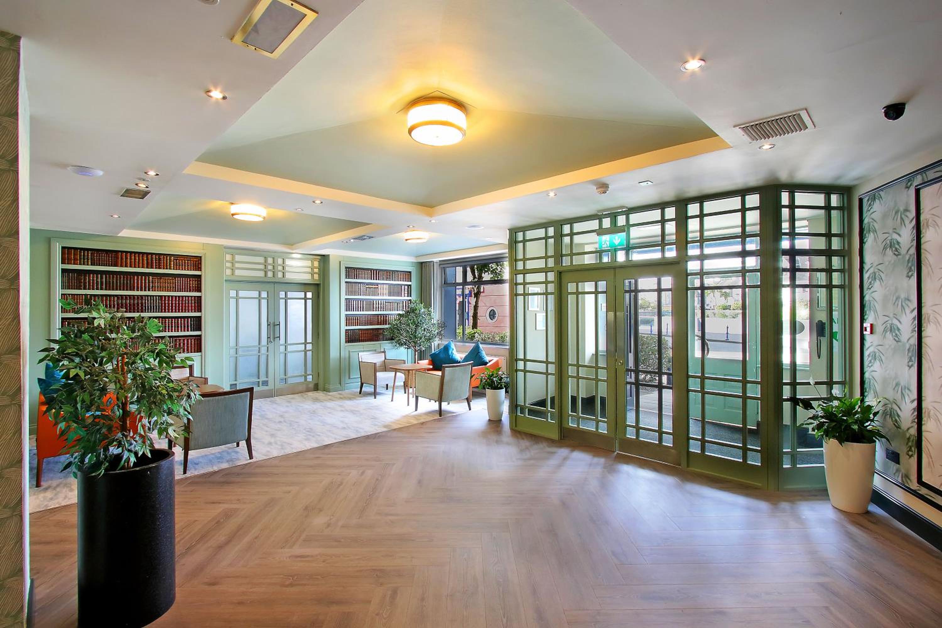 Waterford Vacations - Waterford Marina Hotel - Property Image 10