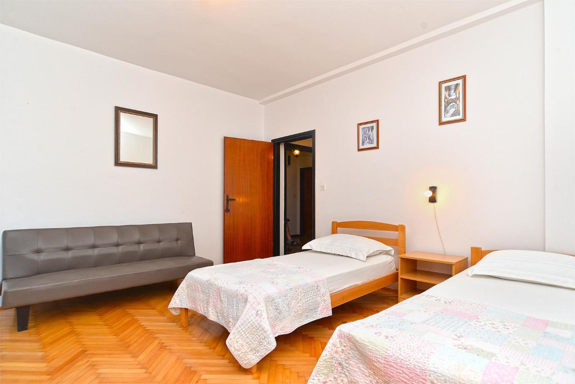 Apartments Nera view 5