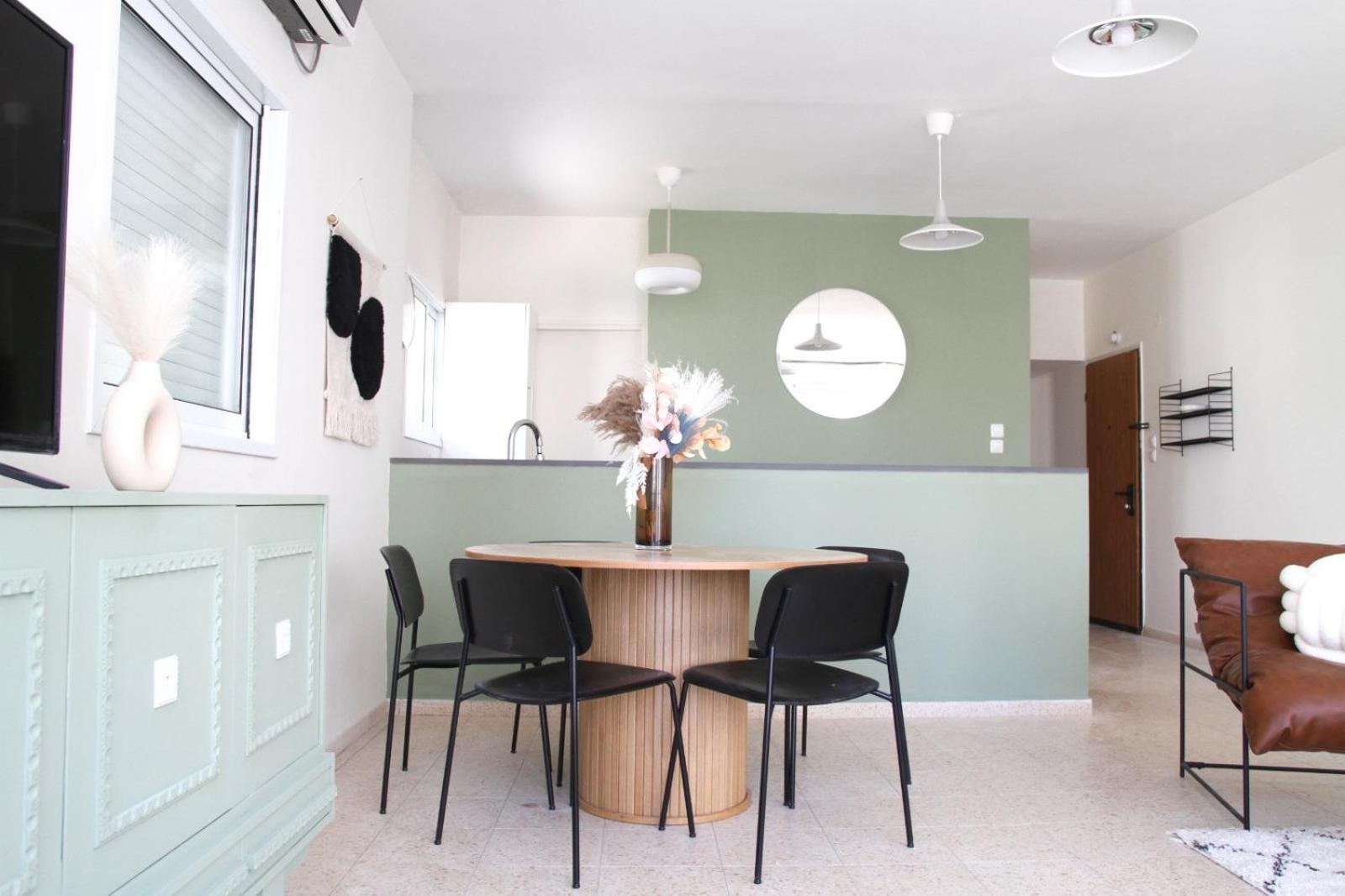 Miklat Tranquil Charming Apt Near Park By Feelhome view 5