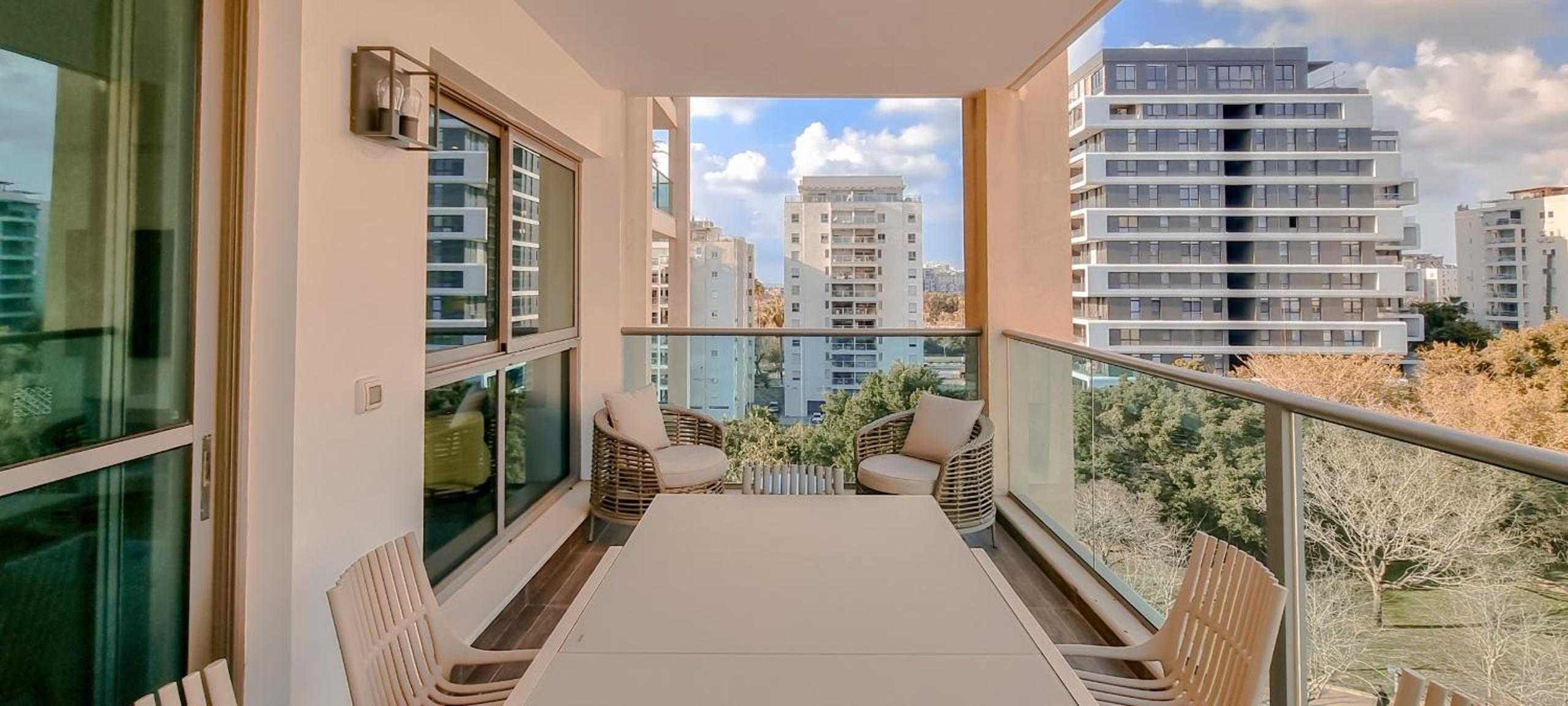 Spacious Condo in Kohav Hatsafon by FeelHome view 5