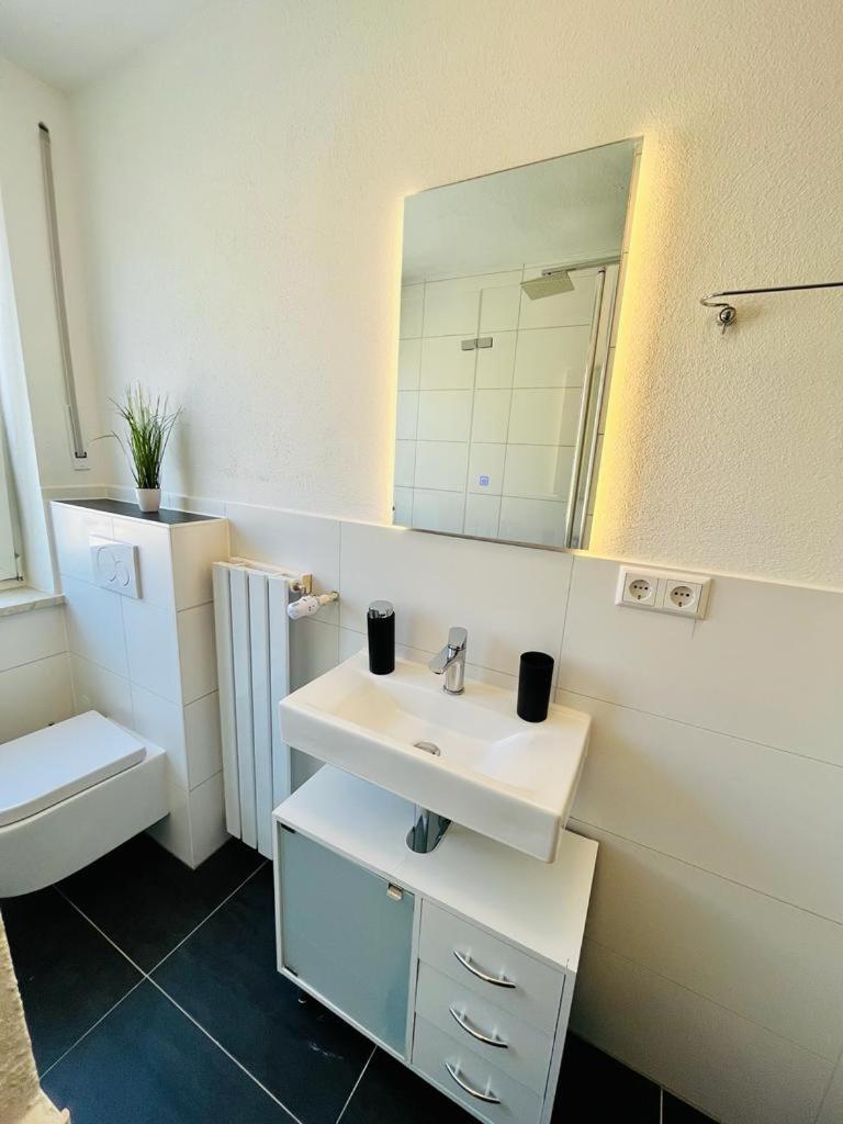 3Rooms Central Modern near MTU- Lakescape FeWos
