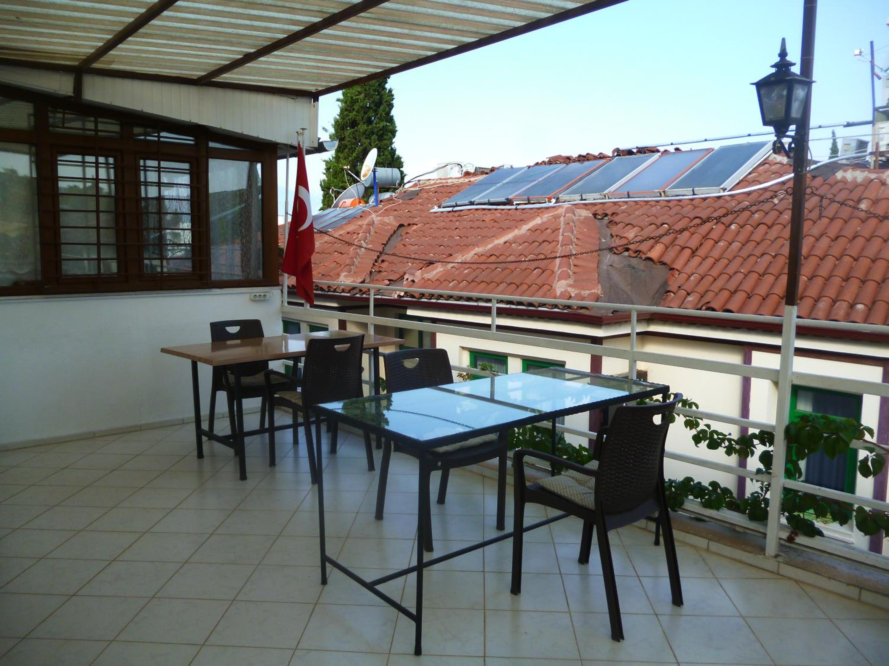 Frankfurt Hotel - Image 8
