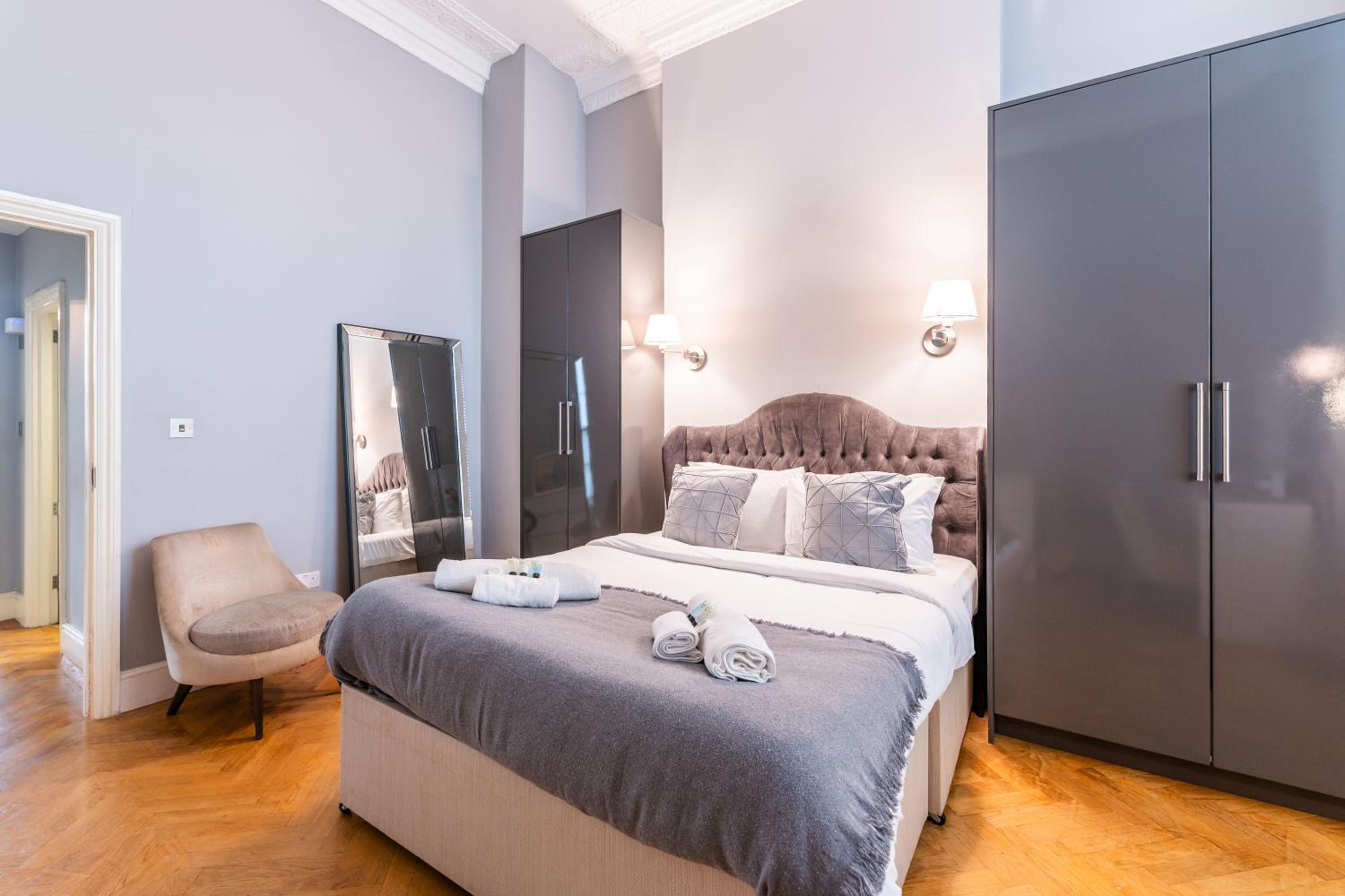 Luxury One Bedroom Flat in Westbourne Terrace