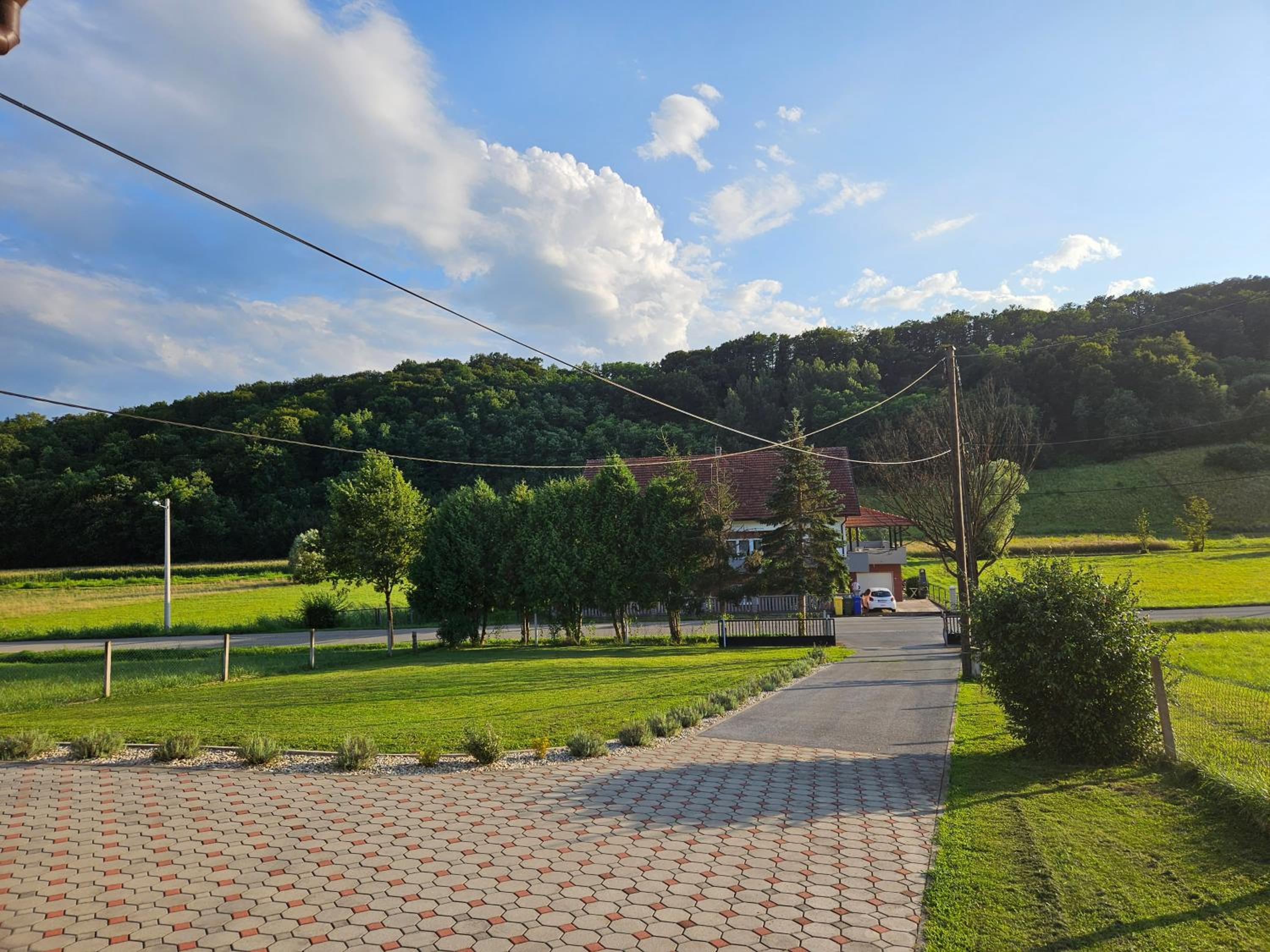 Apartman Lavanda view 3