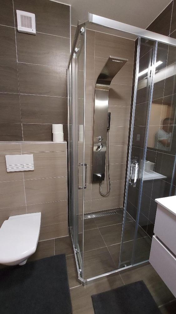 Lipno Apartments BERGMAX, Ski Areál Lipno 16min dojezd - Resort Malé Lipno s terasou a zahrádkou, parking free