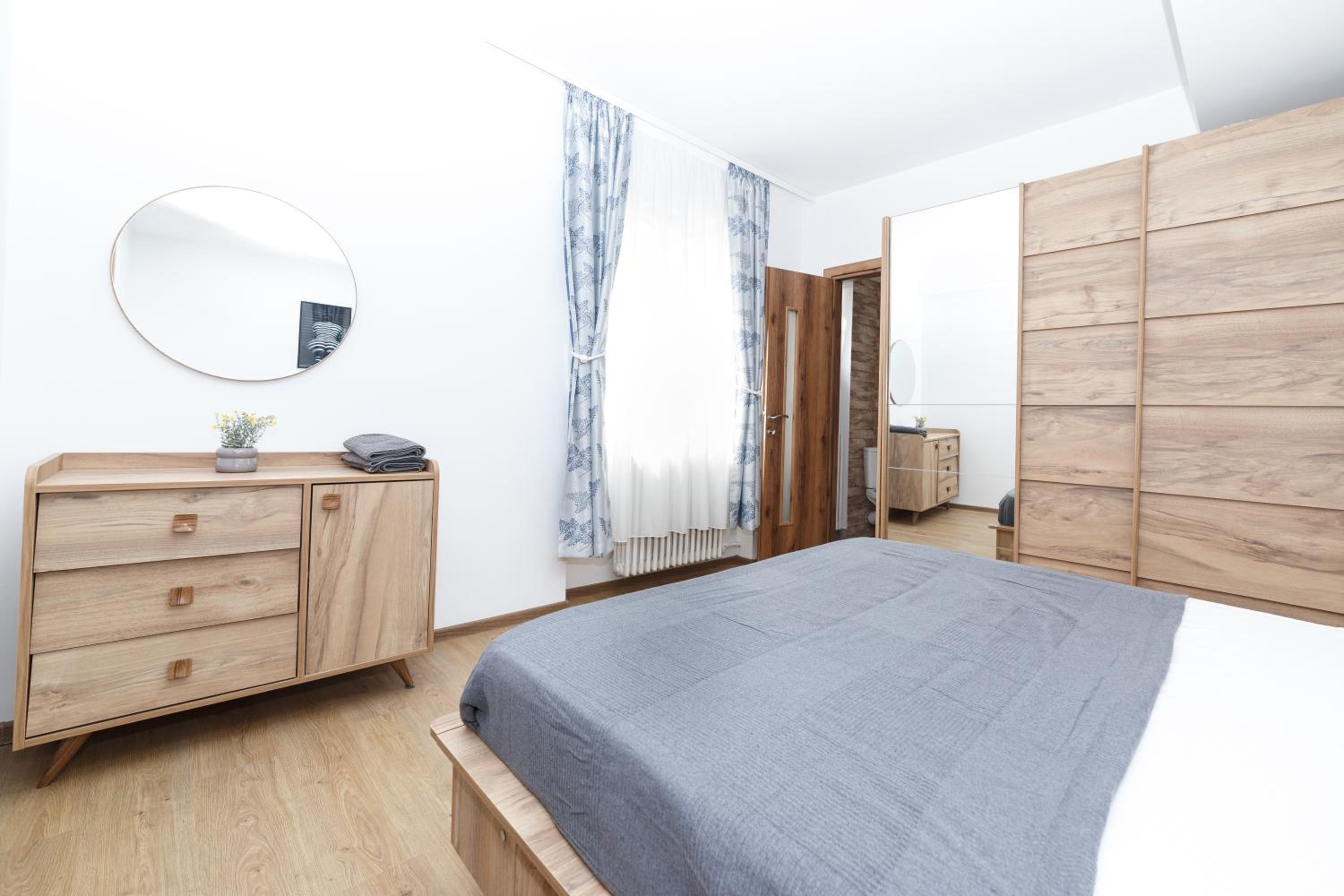 Street Doamnei Rooftop Terrace