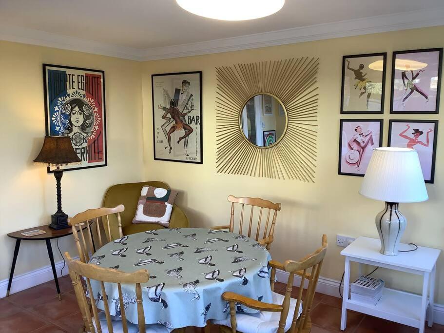 Peaceful house ideal for dogs lovely location