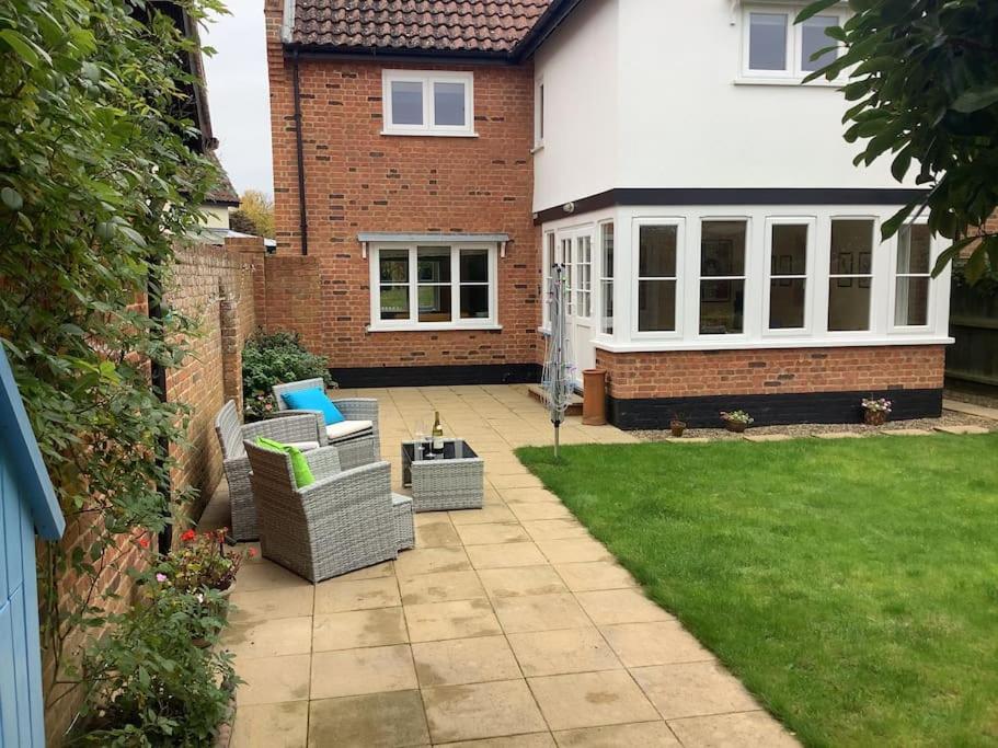 Peaceful house ideal for dogs lovely location