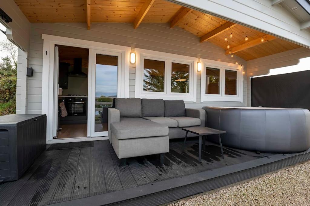 Letterkenny Vacations - Luxury Log Cabin with Private Hot Tub  Sea Views - Property Image 19