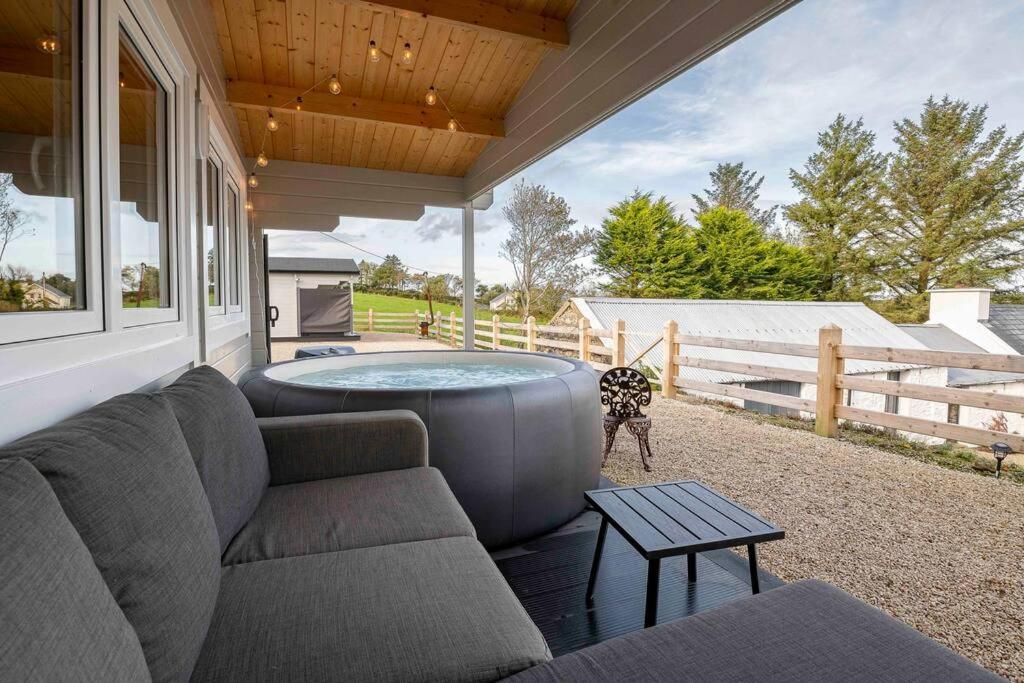 Letterkenny Vacations - Luxury Log Cabin with Private Hot Tub  Sea Views - Property Image 15