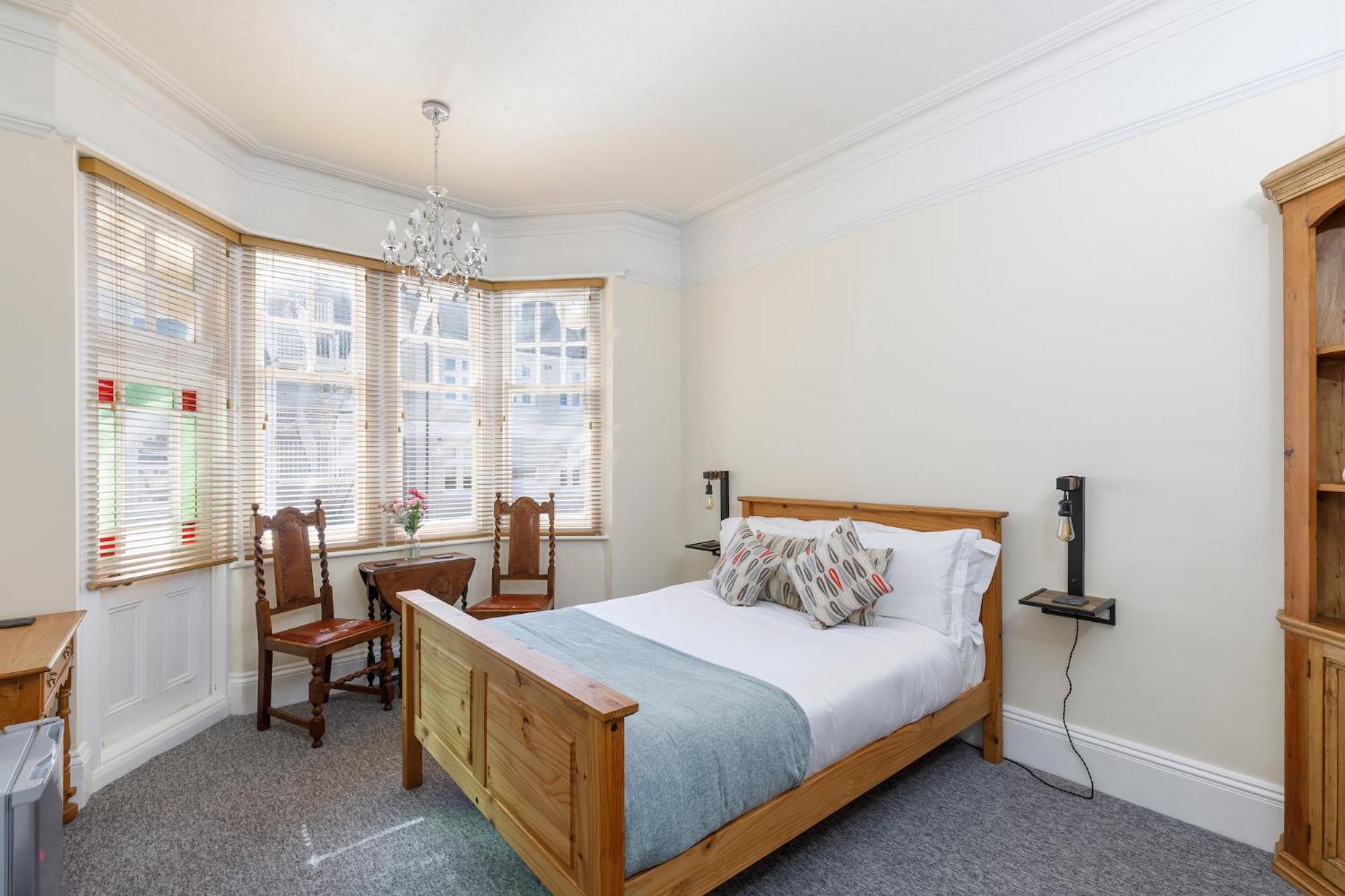 Finest Retreats - Pittodrie Guest House - Room 5 view 5