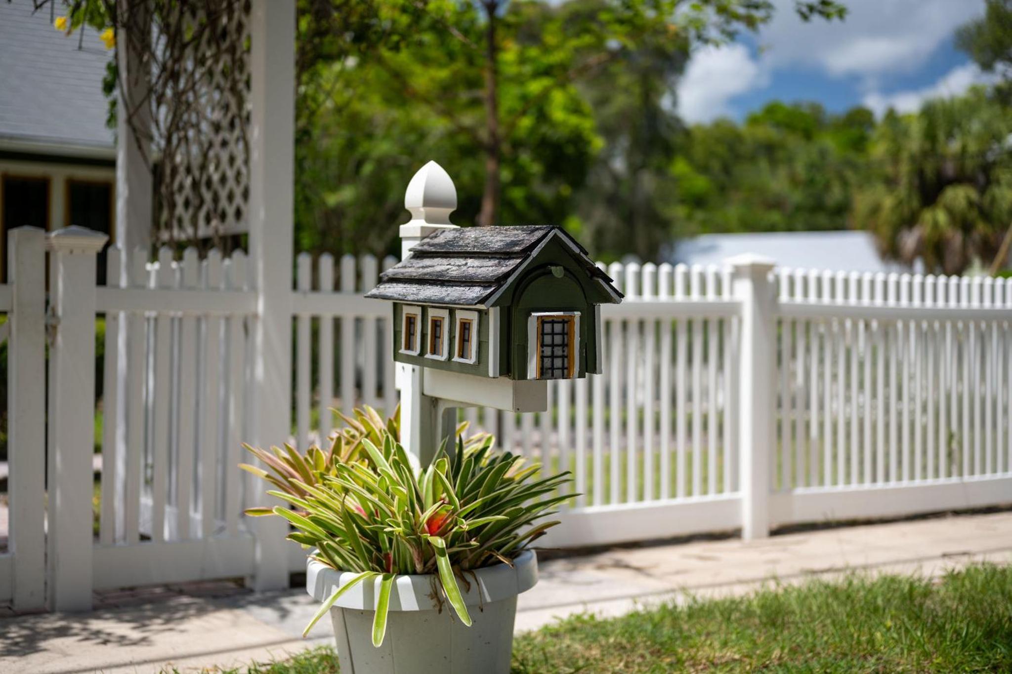 Noi Nest Home + Pool + Suites view 4
