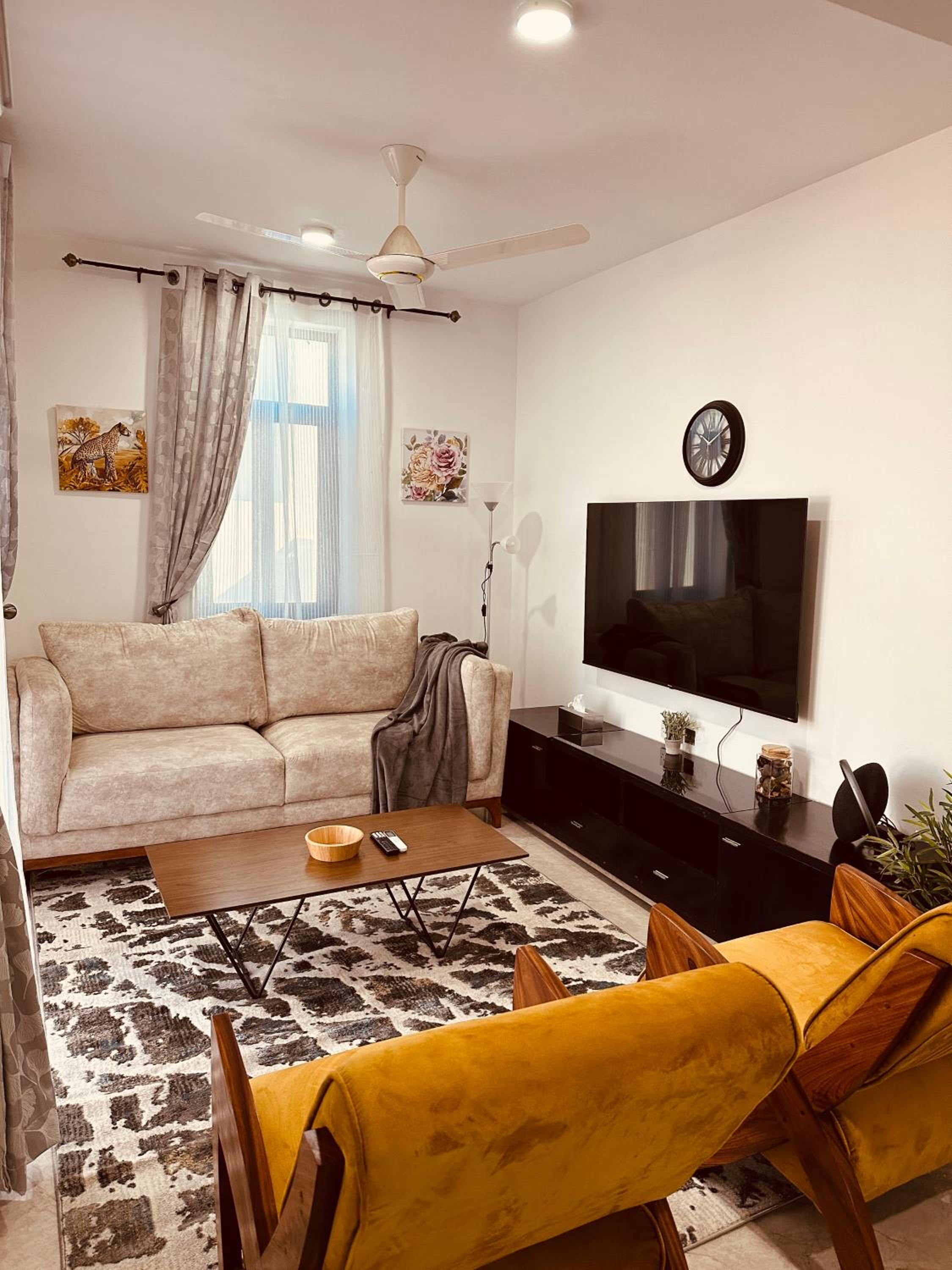 Cozy Up and Relax at Oysterbay view 4