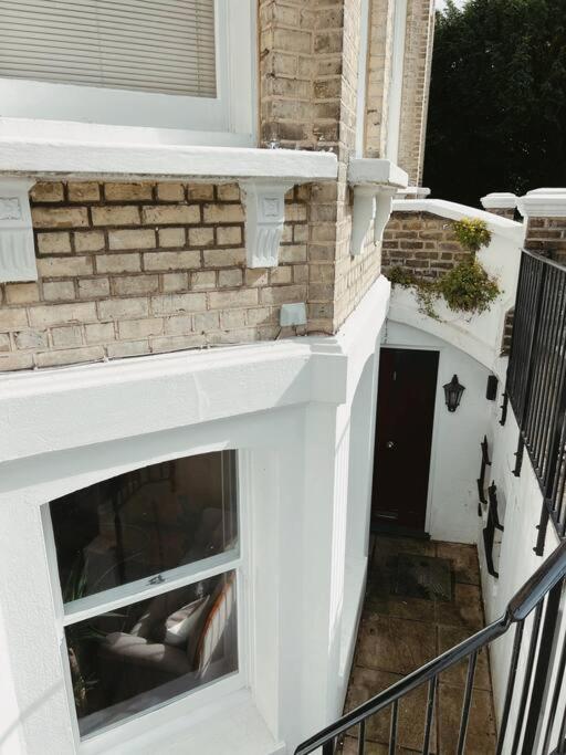 Stunning Victorian Mansion Apartment - Hosted by StaySejour