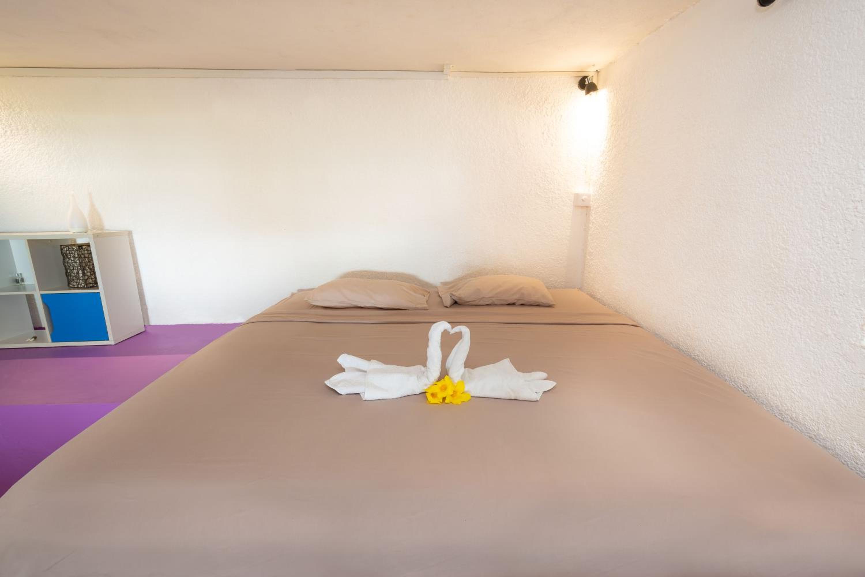 Twakila Sunset Suites