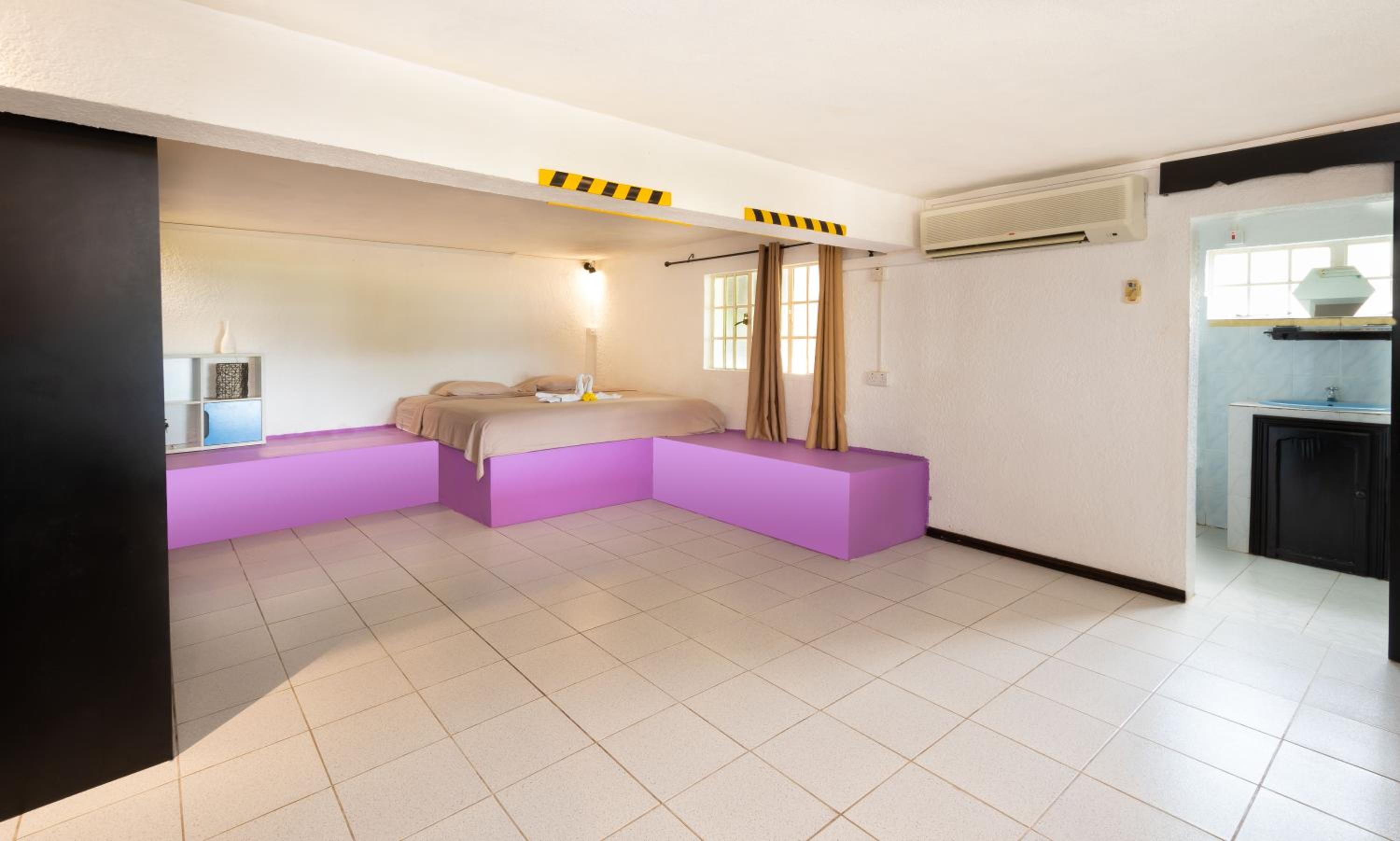 Twakila Sunset Suites