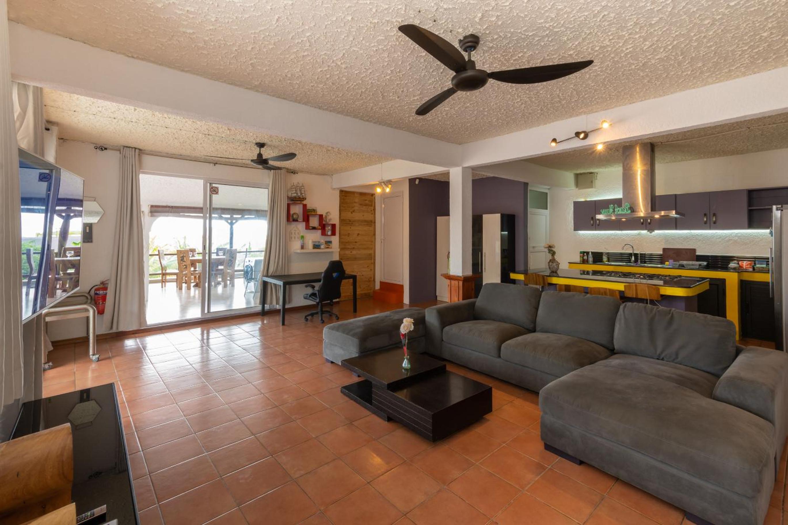 Twakila Sunset Suites