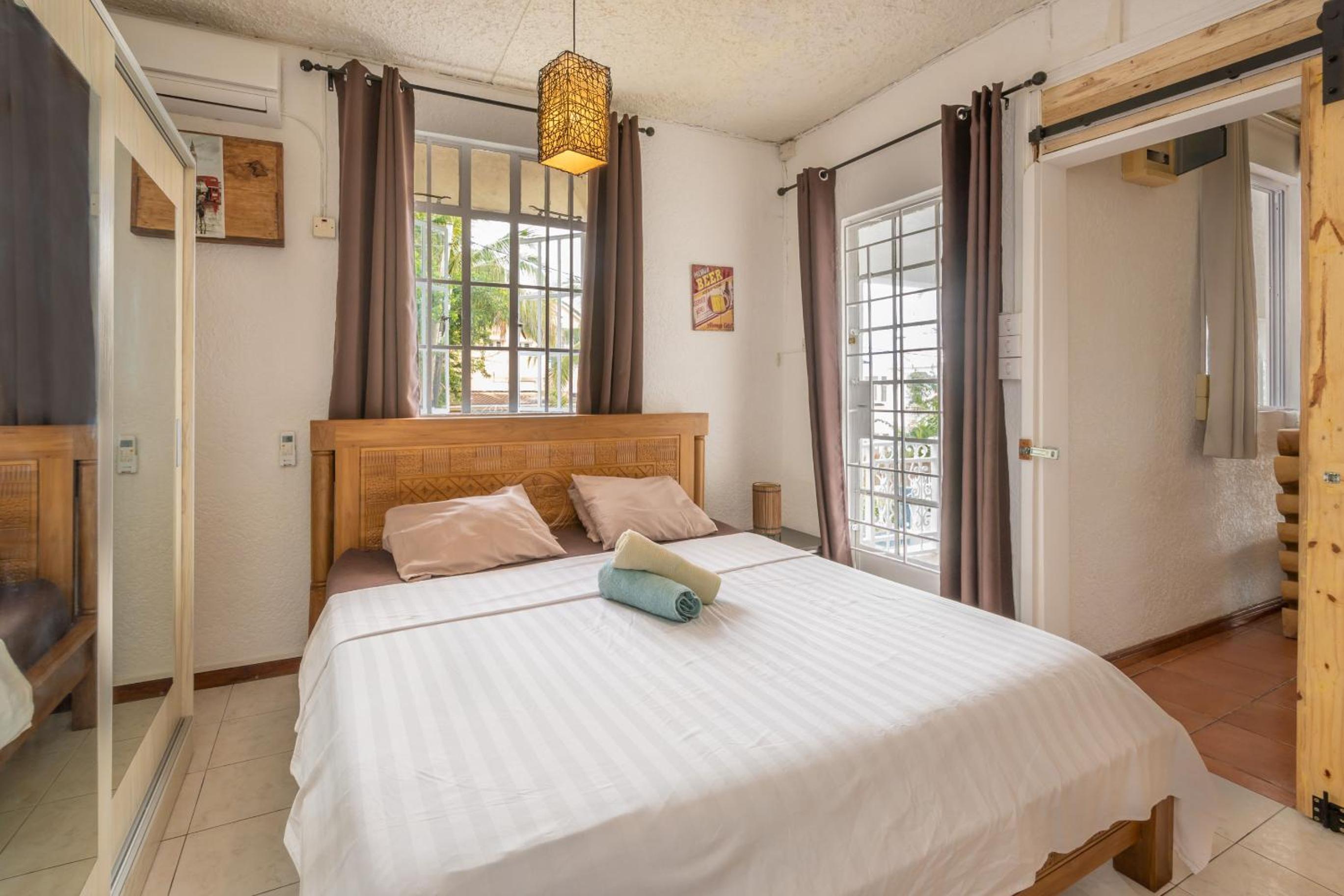 Twakila Sunset Suites