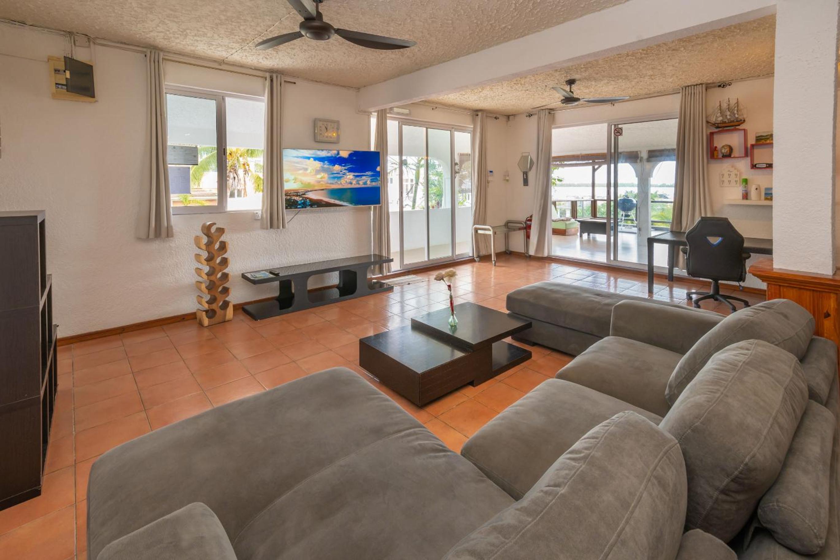 Twakila Sunset Suites