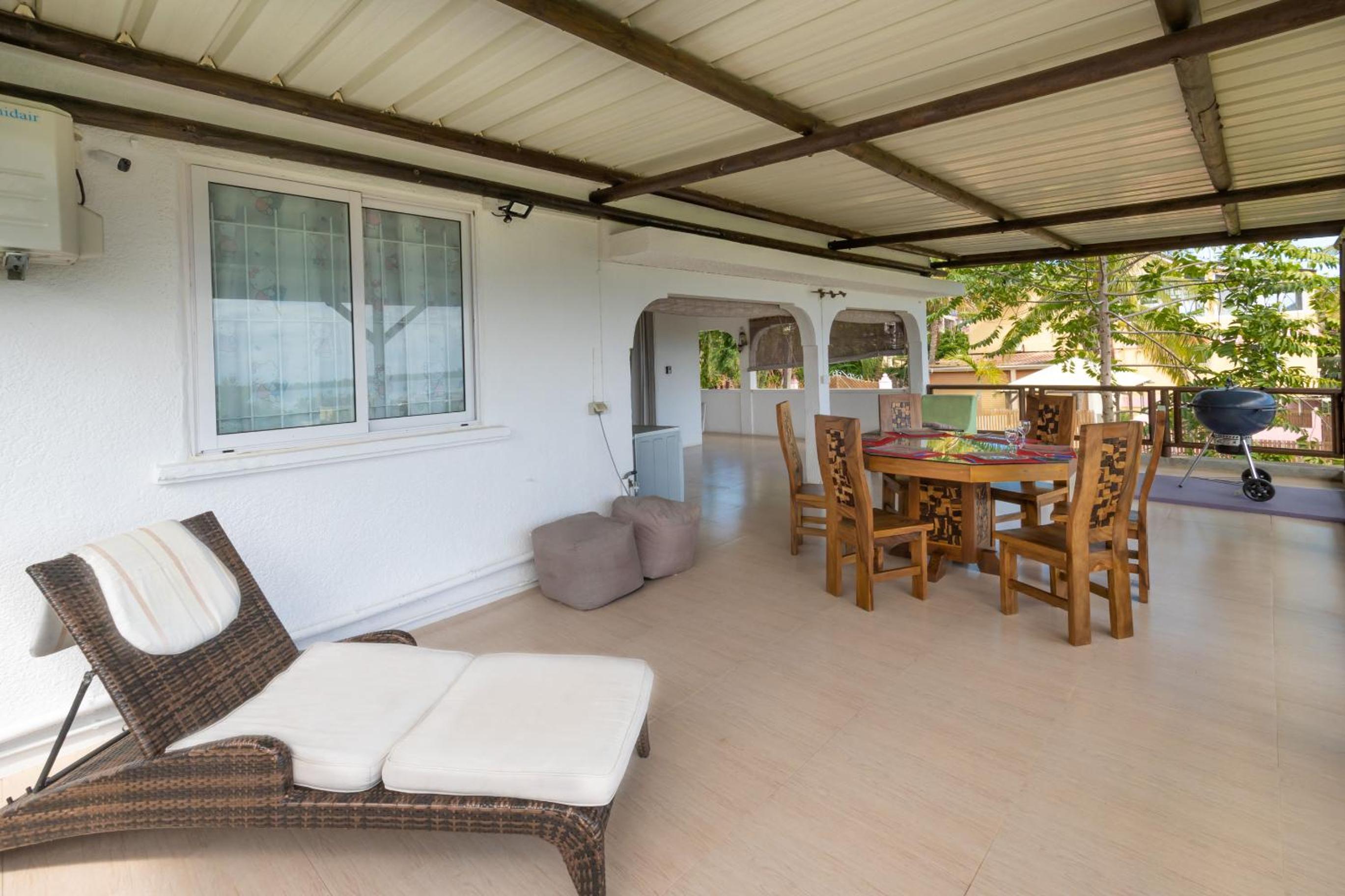 Twakila Sunset Suites