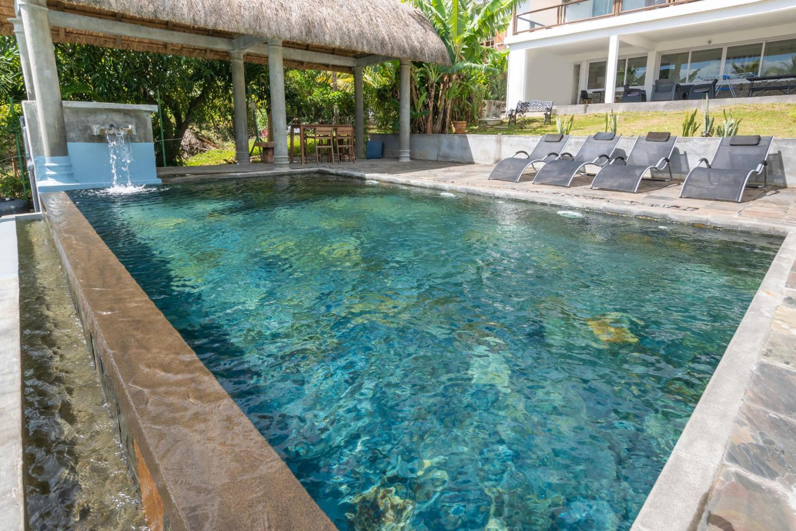 Twakila Sunset Suites