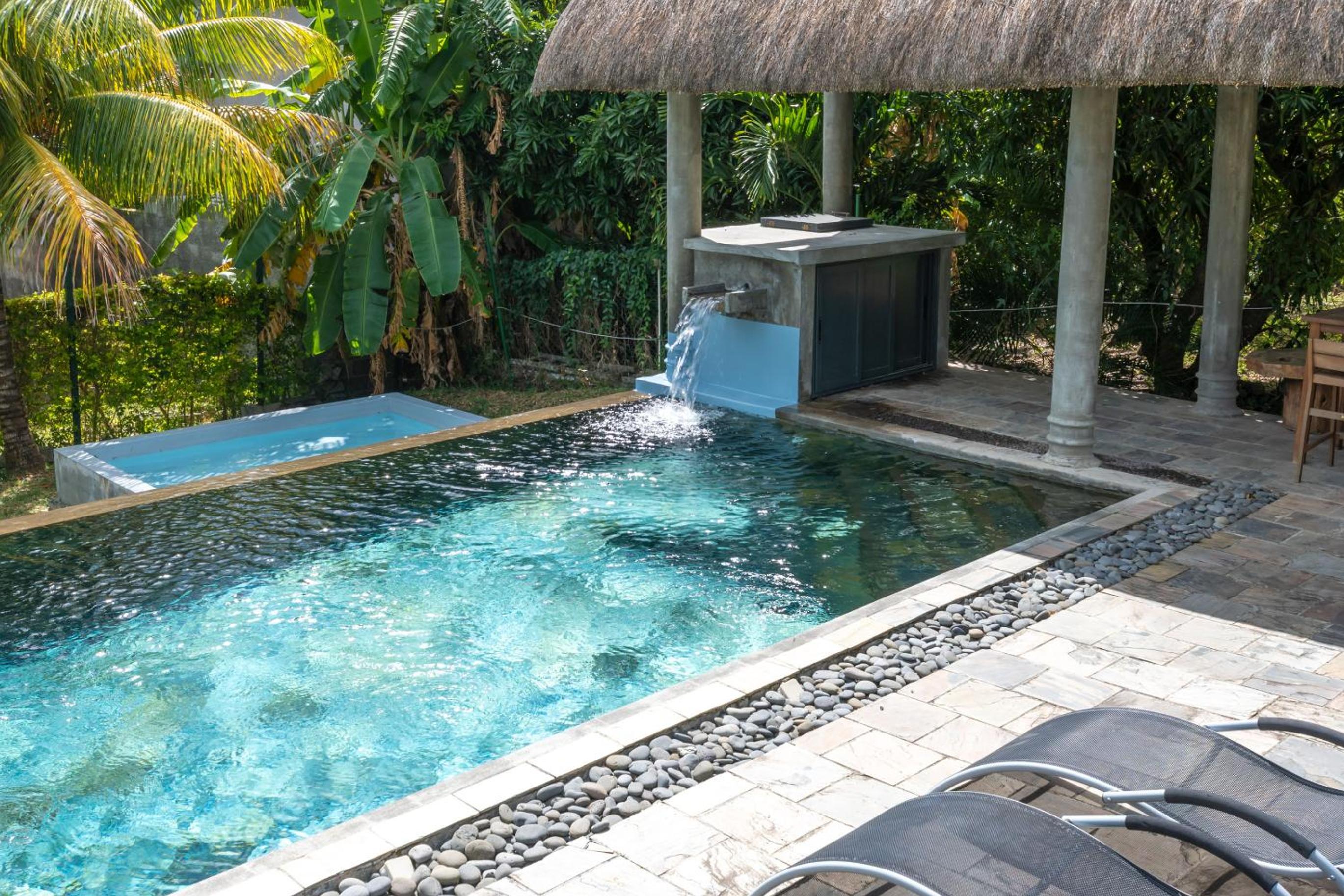 Twakila Sunset Suites