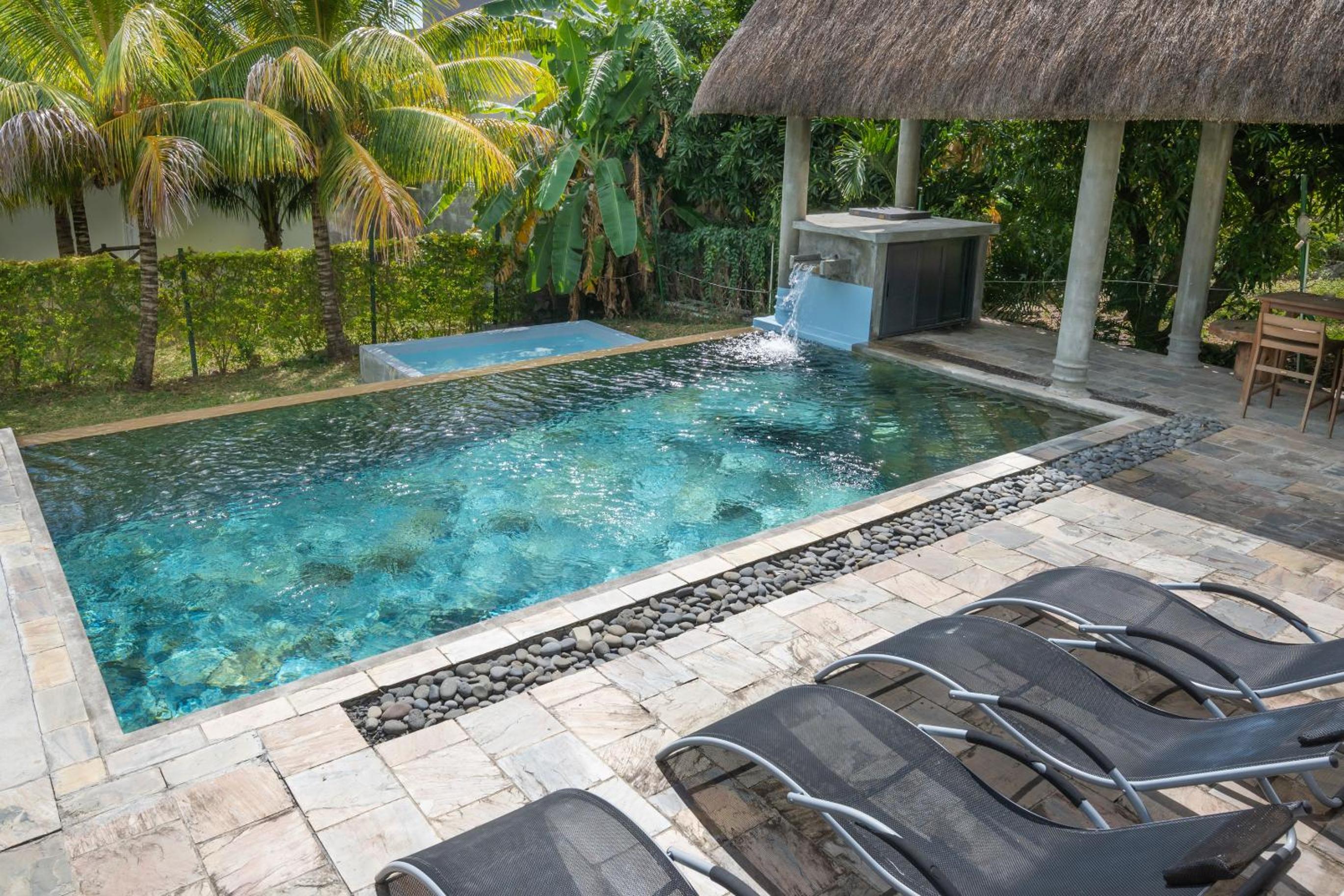 Twakila Sunset Suites