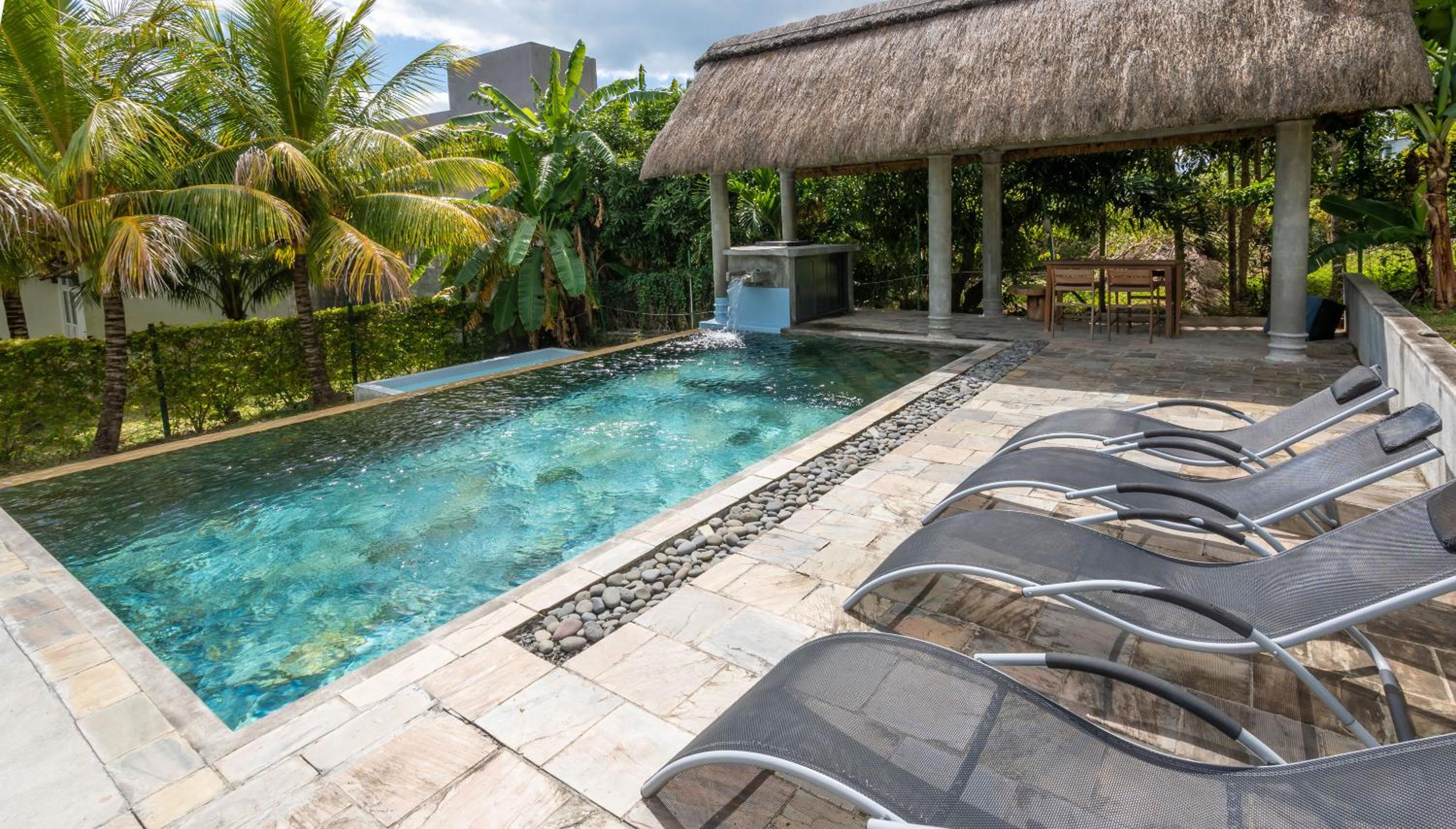 Twakila Sunset Suites