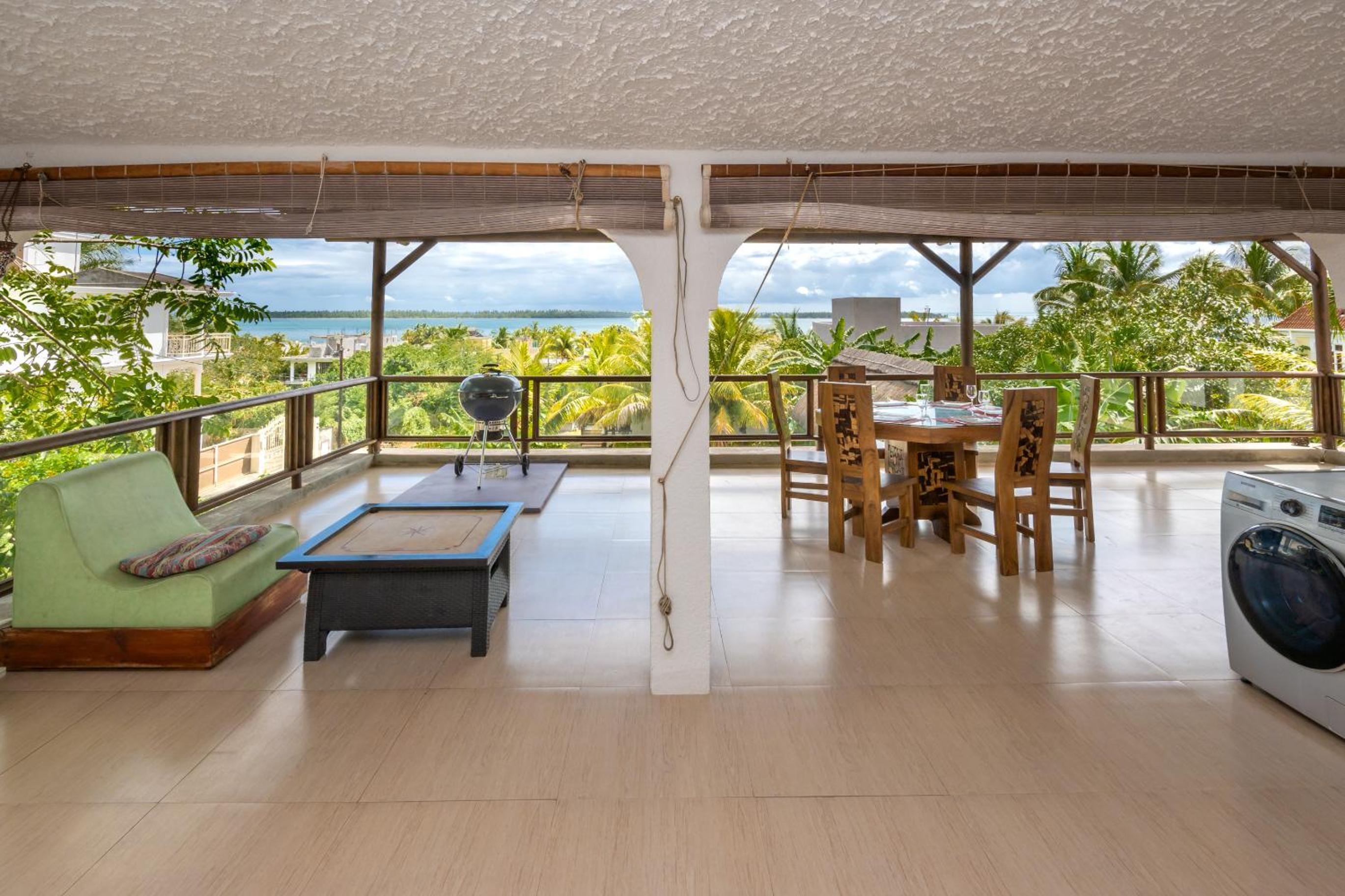 Twakila Sunset Suites