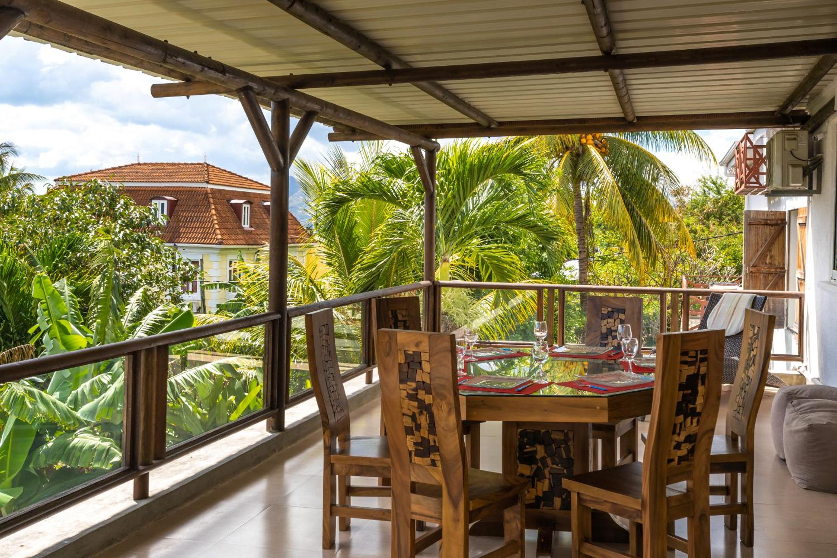 Twakila Sunset Suites