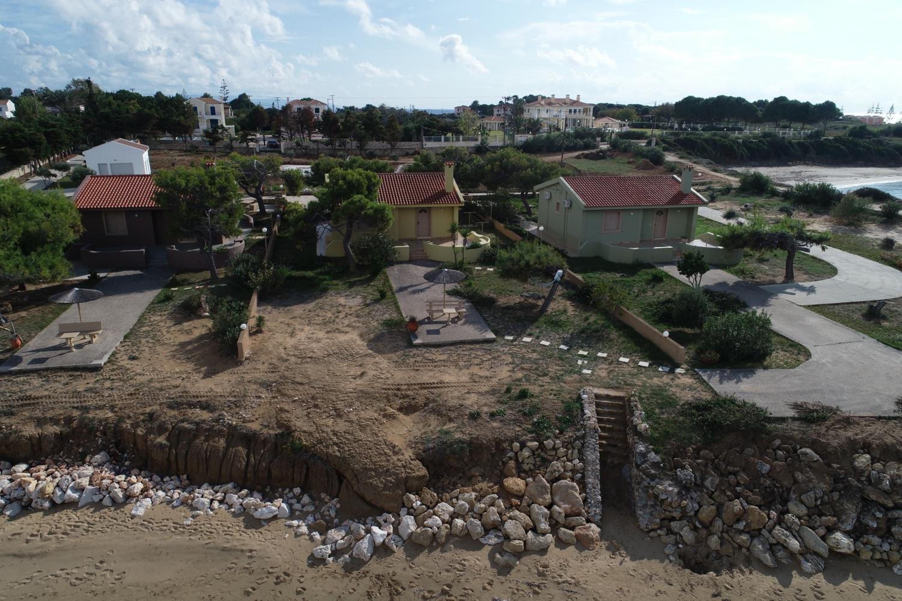 Minies Beach Villas