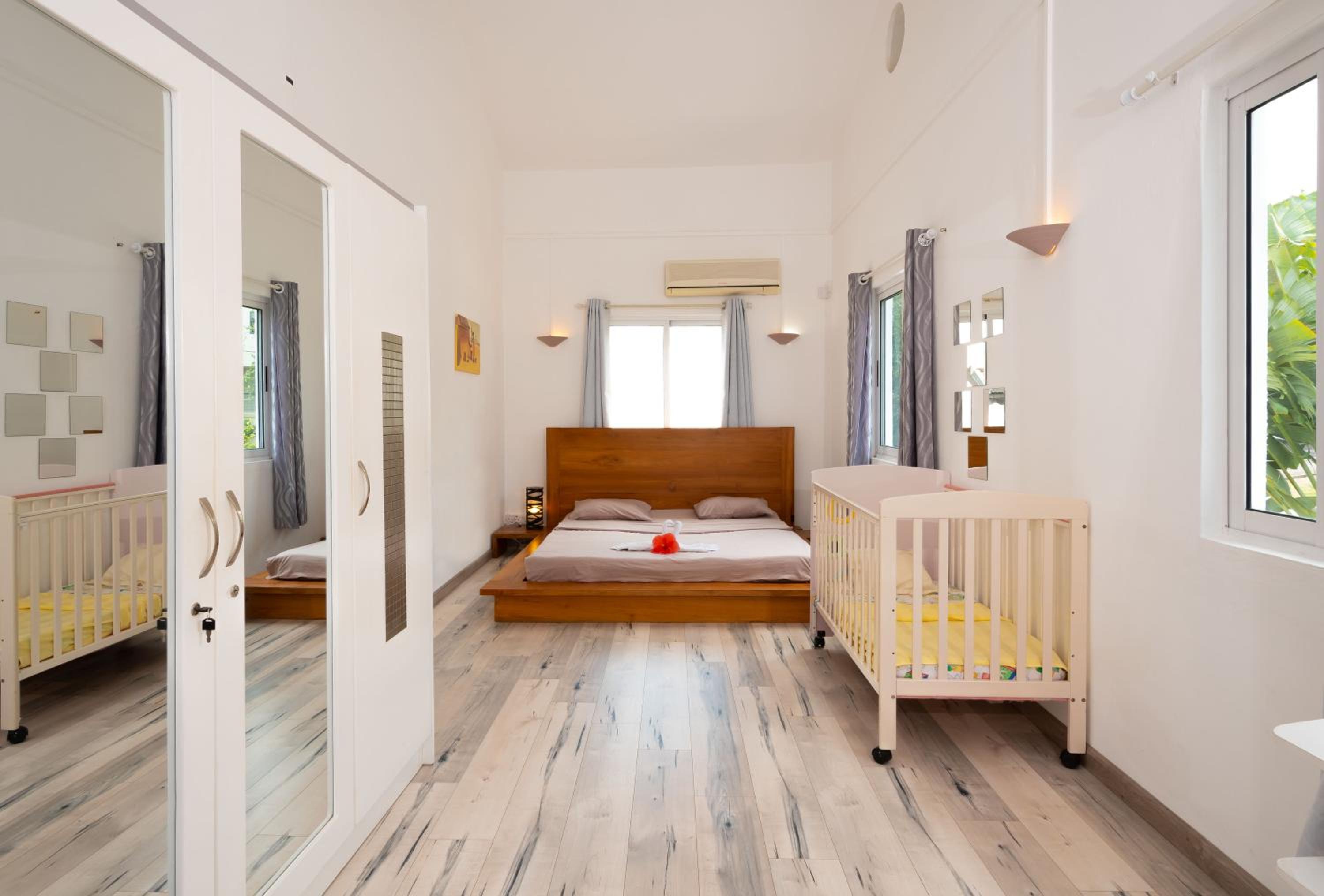 Twakila Sunset Suites