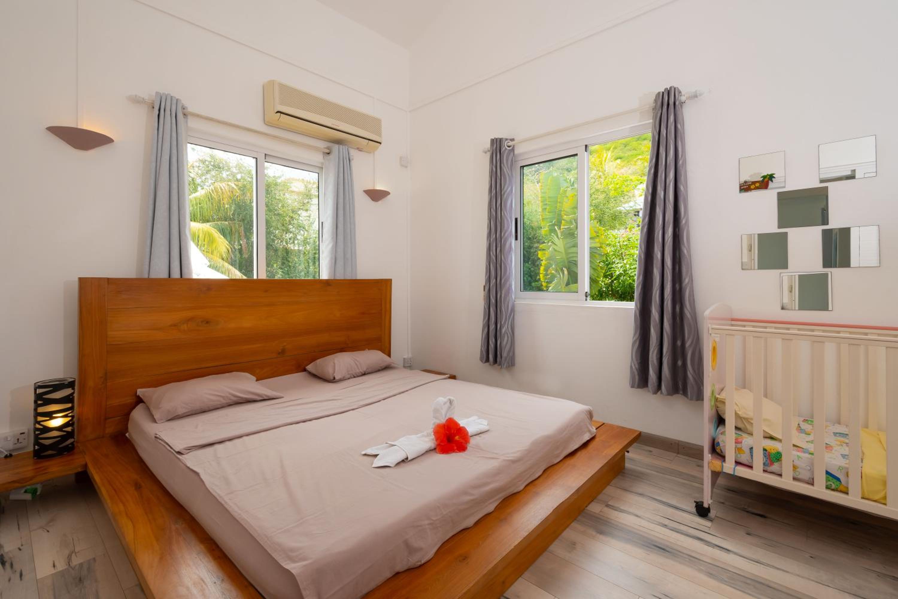Twakila Sunset Suites