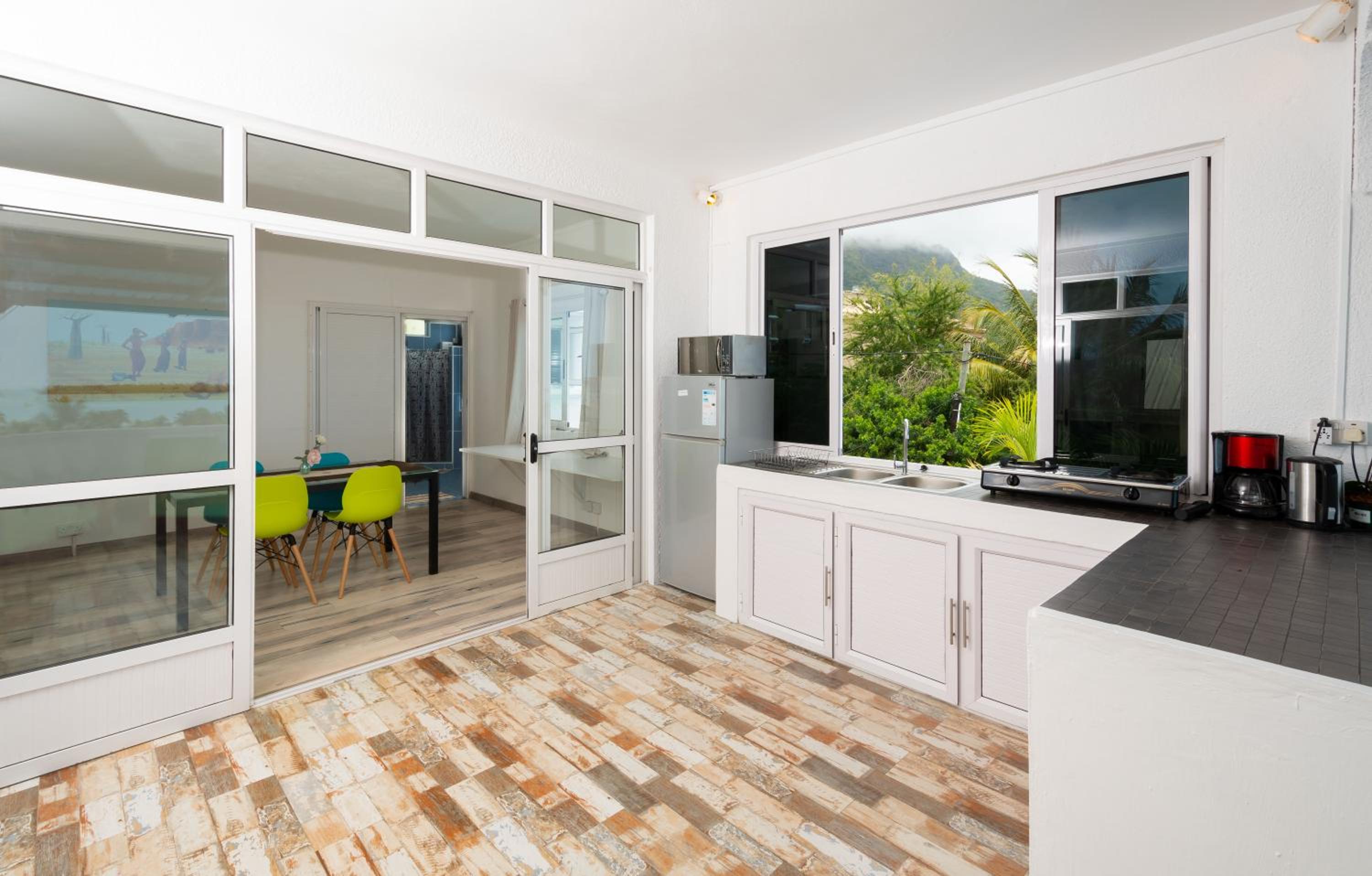Twakila Sunset Suites