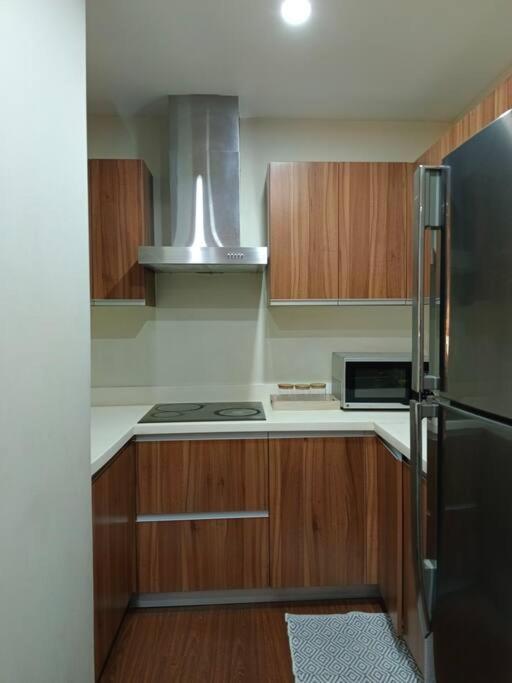 2 Bedroom with 2 t&b in Gramercy Residences Condo view 4